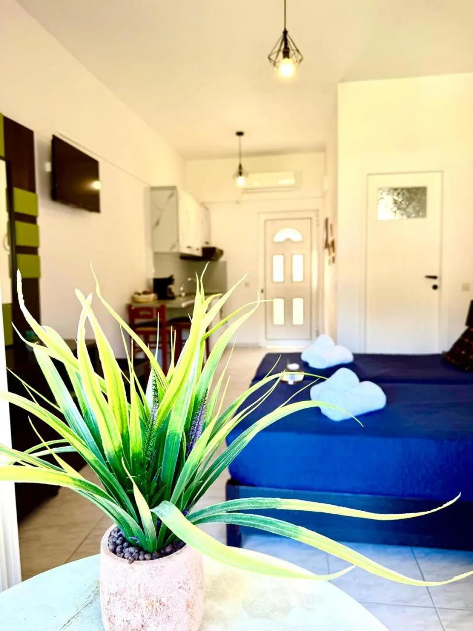 Bed in Marina Studios