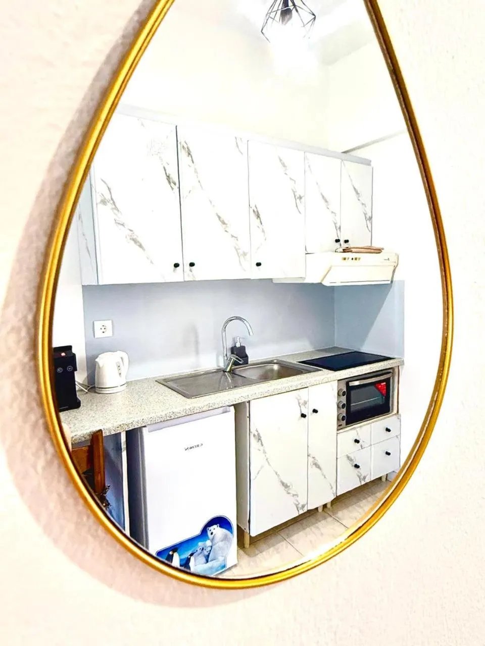 Kitchen or kitchenette in Marina Studios