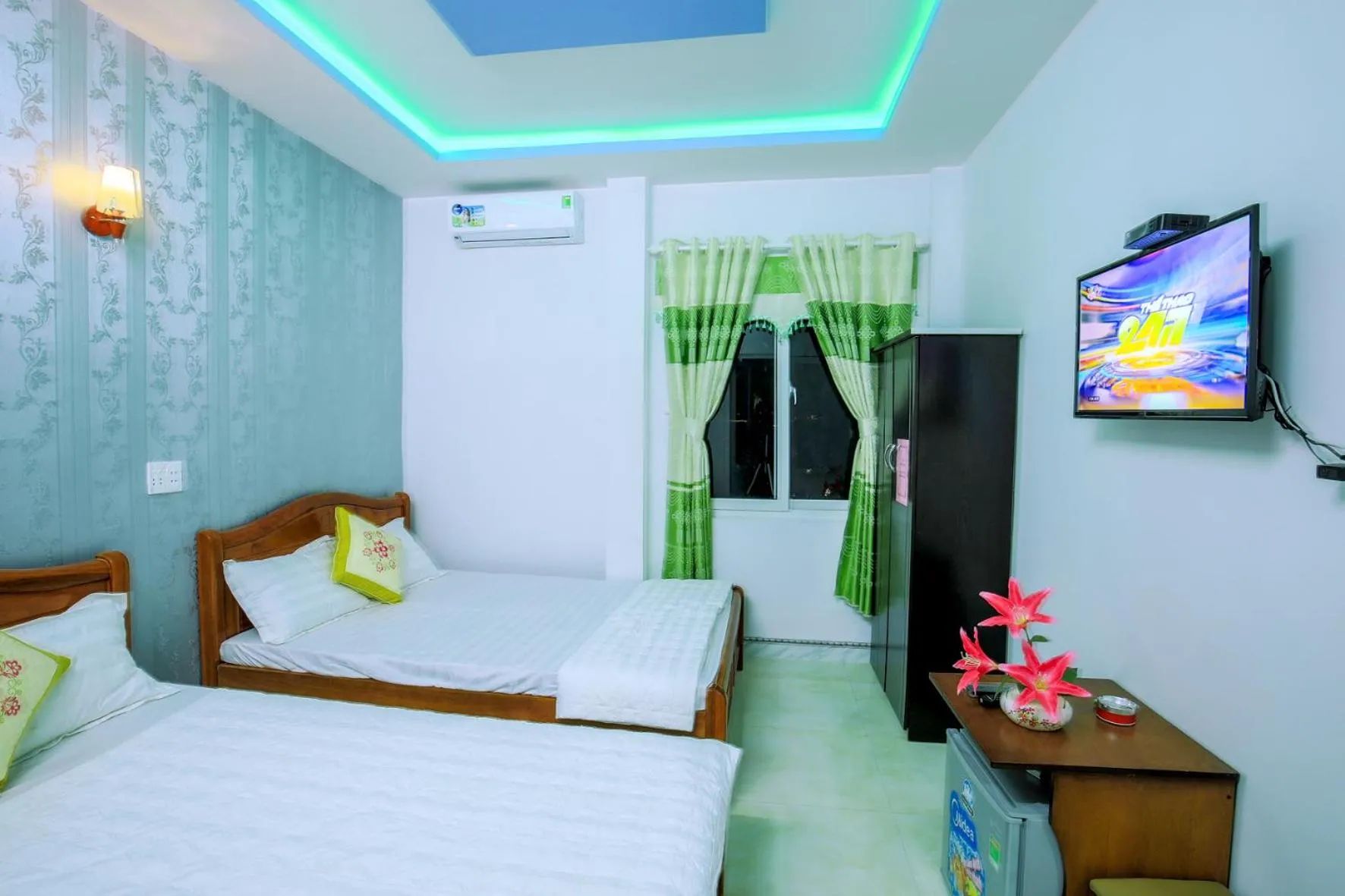 Bed in Phuc Hau Hotel - Ly Son