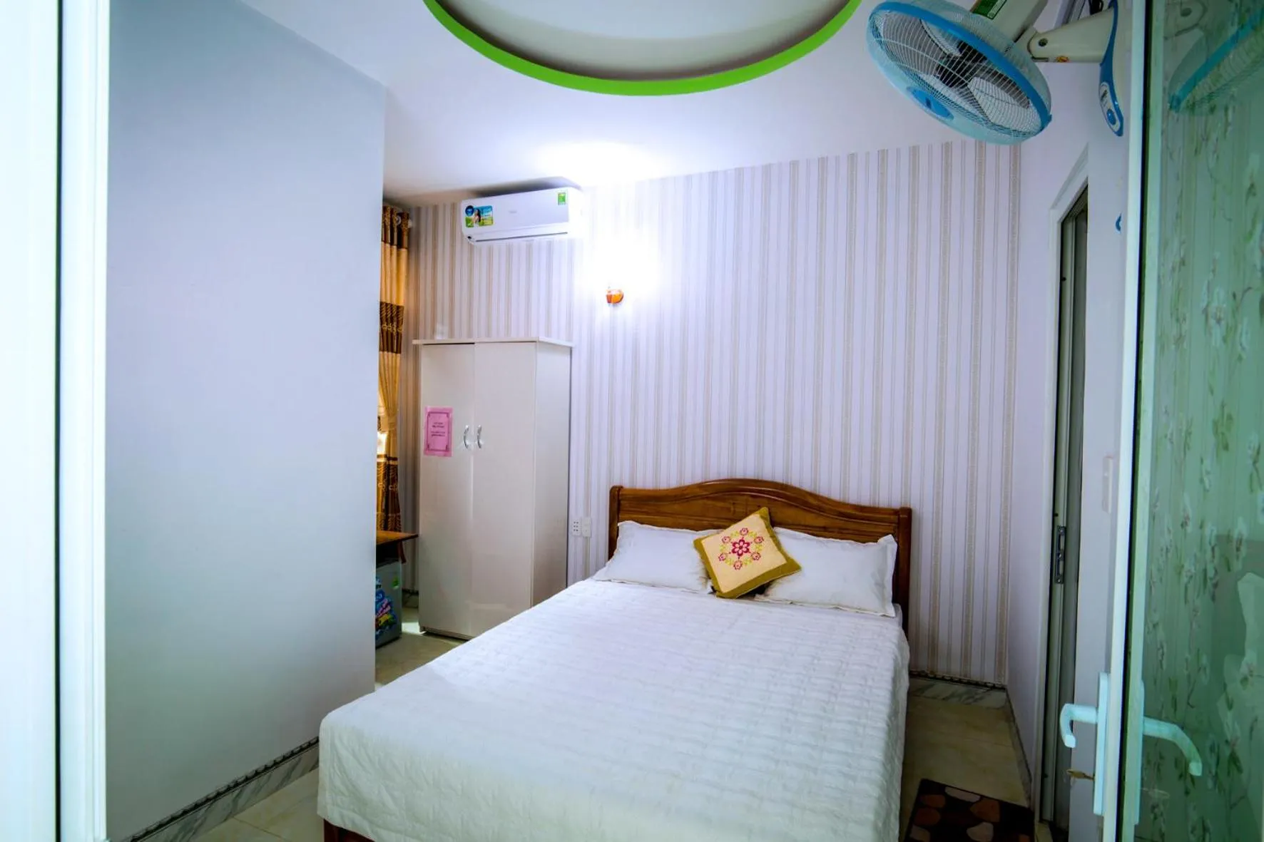 Bed in Phuc Hau Hotel - Ly Son