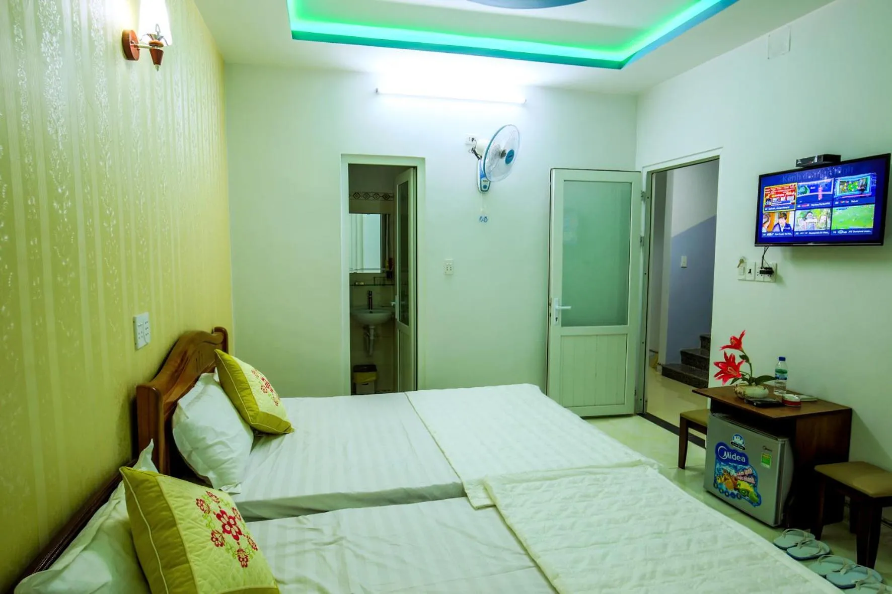 Bed in Phuc Hau Hotel - Ly Son