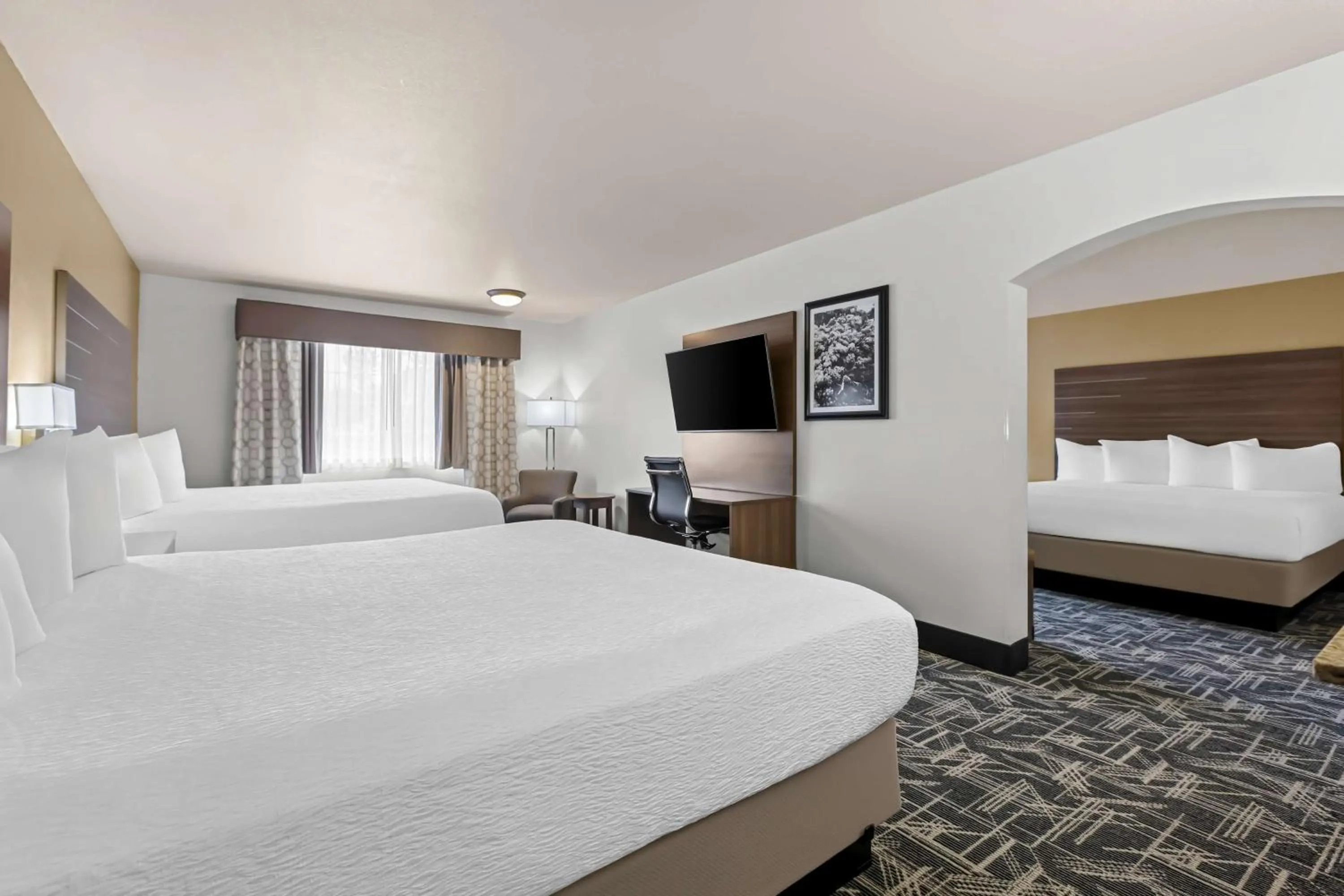 Bedroom, Bed in Best Western Plus Caldwell Inn & Suites