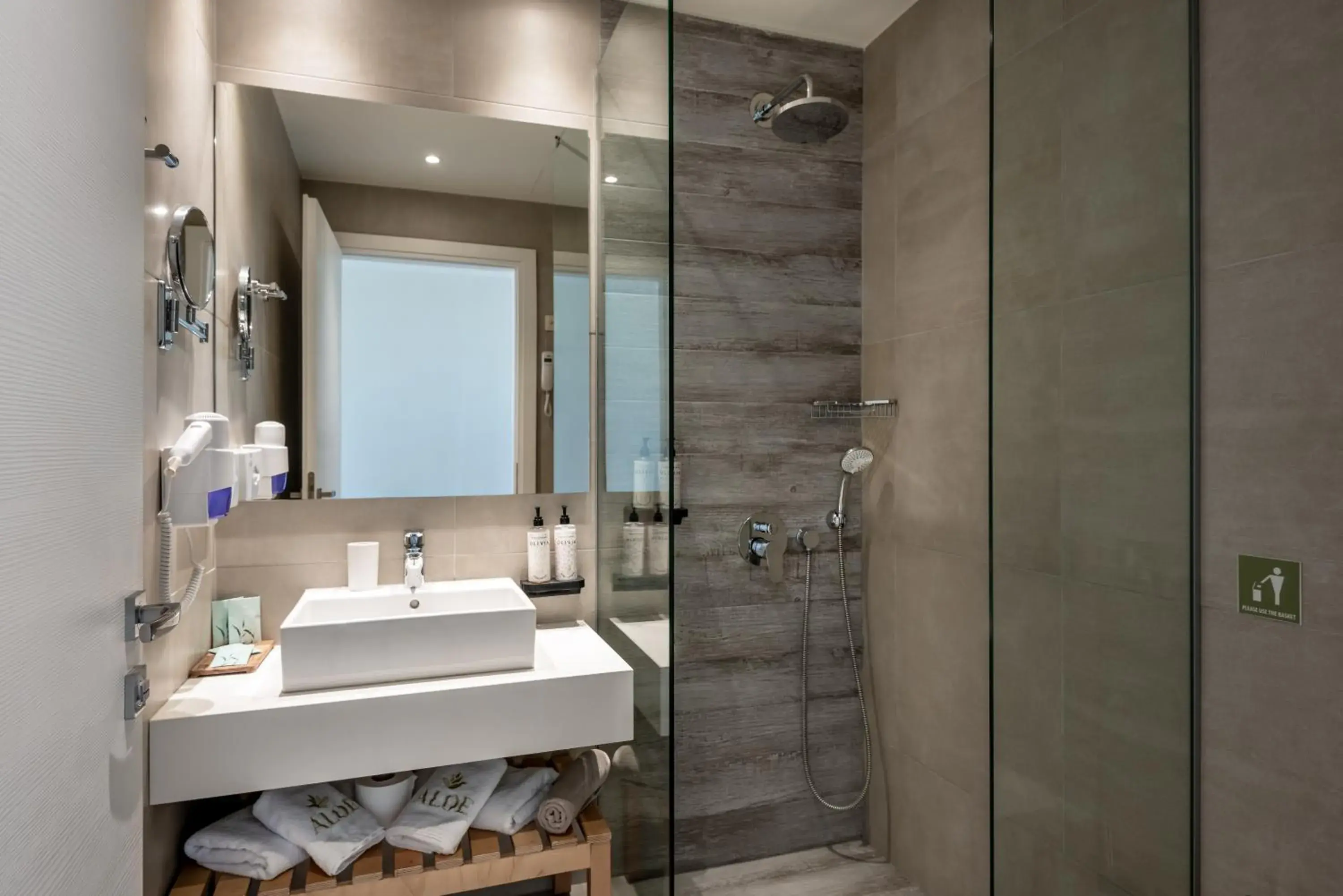 Superior Suite with Sea View and Spa Bath in Aloe Boutique Hotel & Suites - adults only Superior Suite with Sea View and Spa Bath in Aloe Boutique Hotel & Suites - adults only