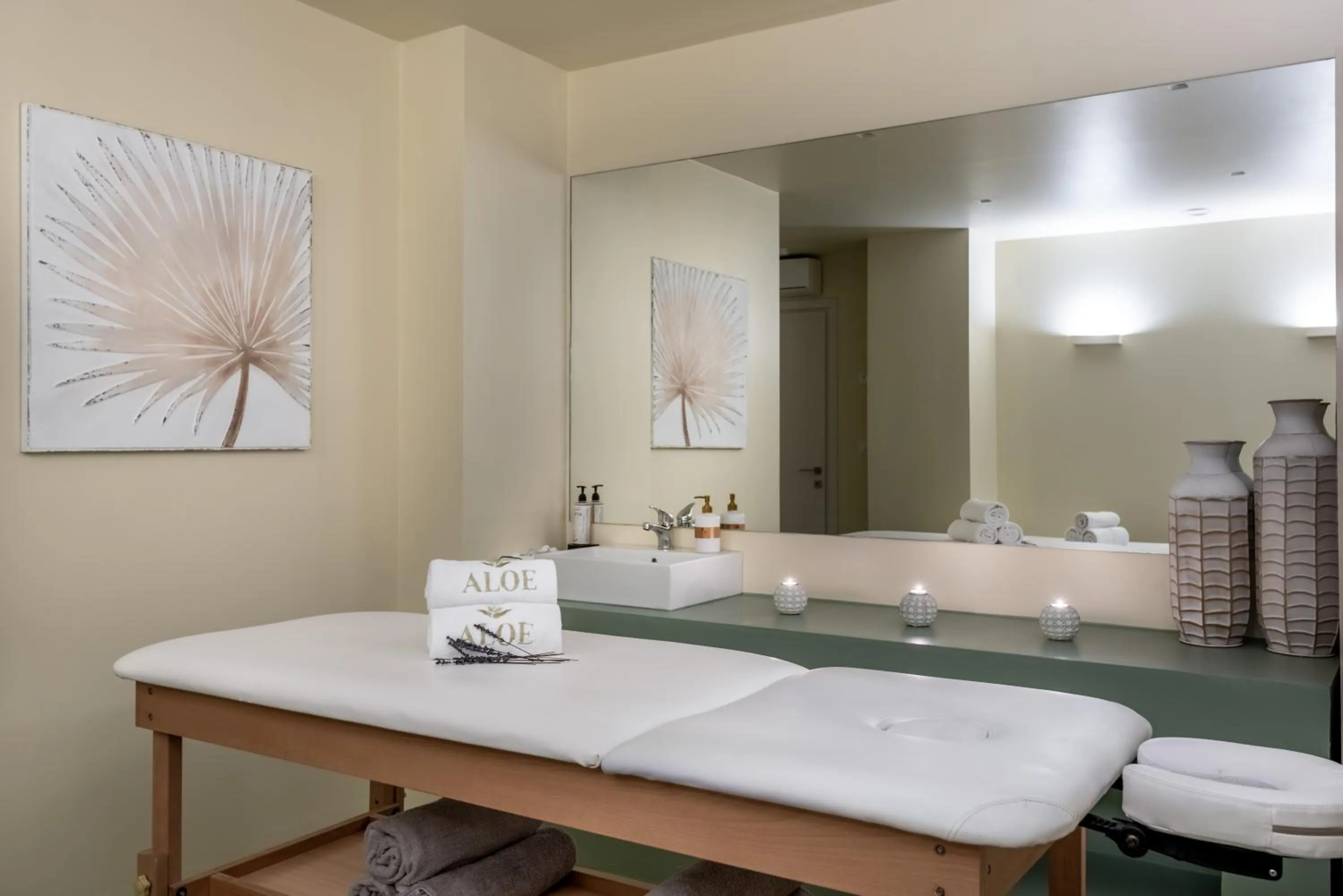 Massage in Aloe Boutique Hotel & Suites - adults only
