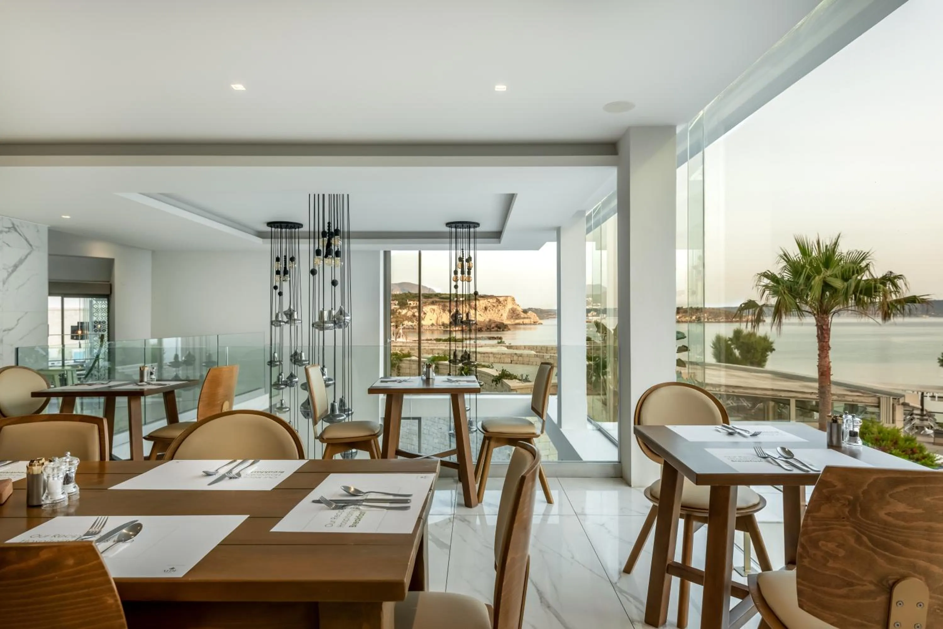 Restaurant/places to eat in Aloe Boutique Hotel & Suites - adults only