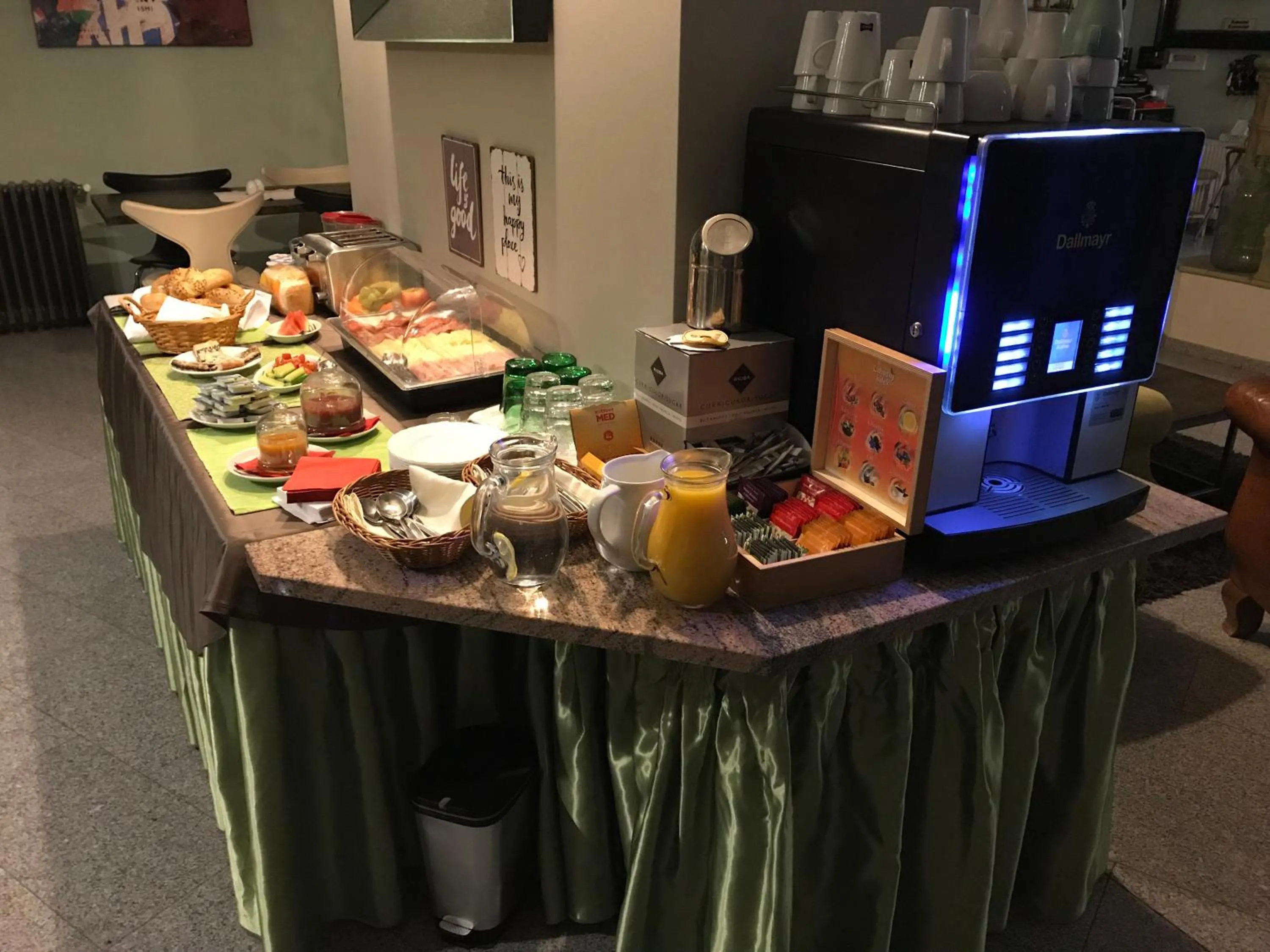 Breakfast in Alt pension