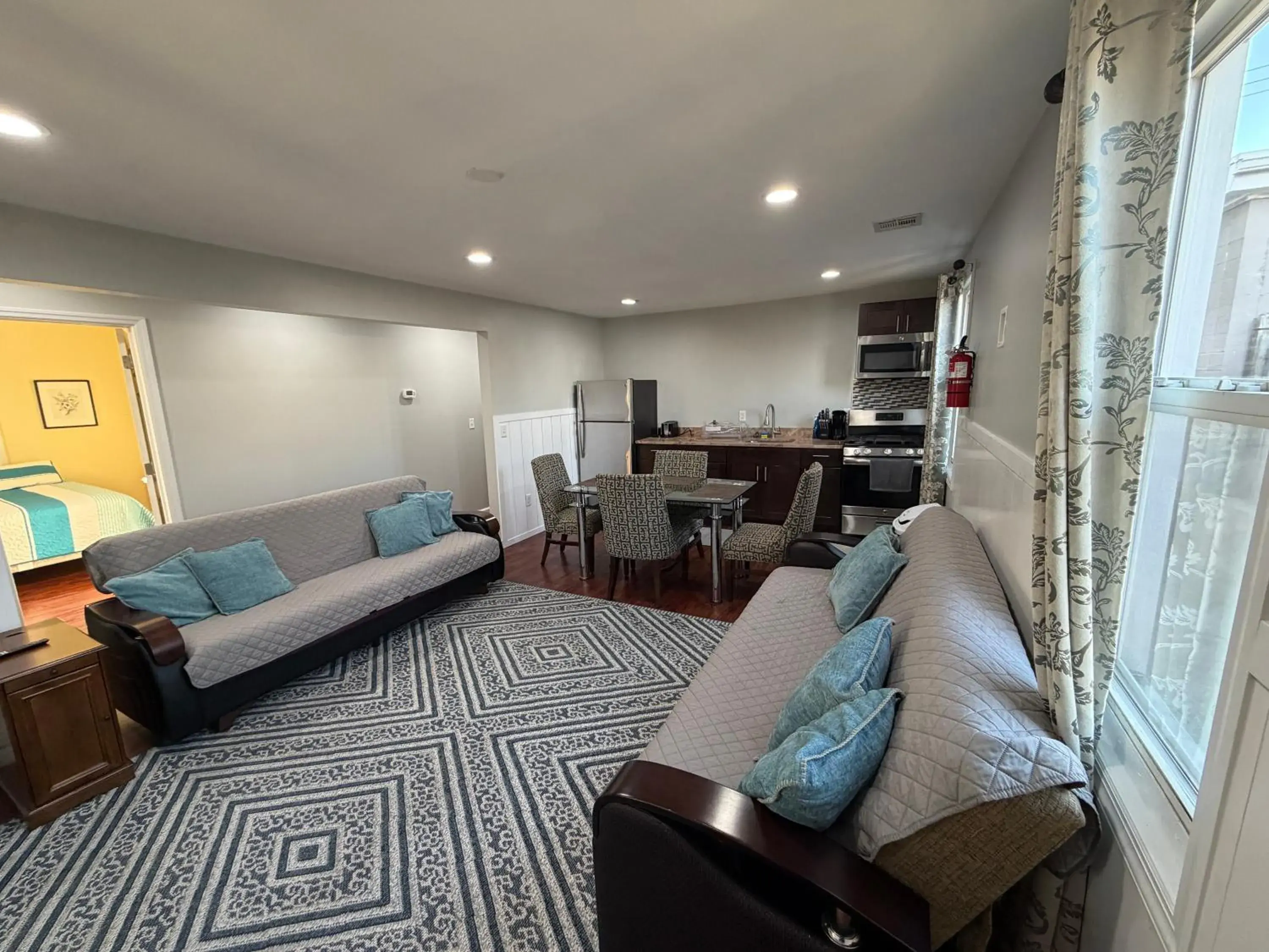 Living room in Anchor Motel Living room in Anchor Motel