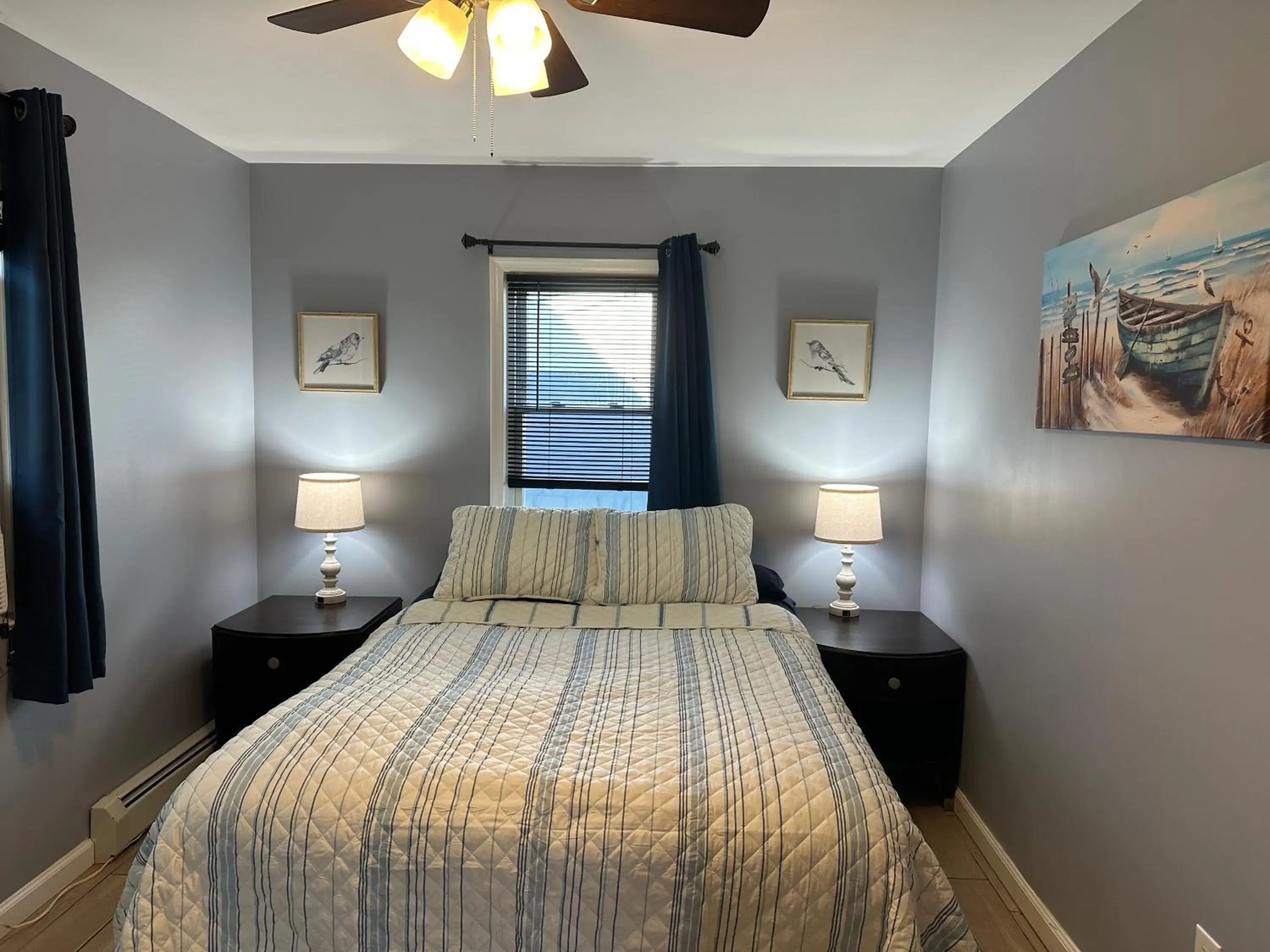 Bed in Anchor Motel Bed in Anchor Motel