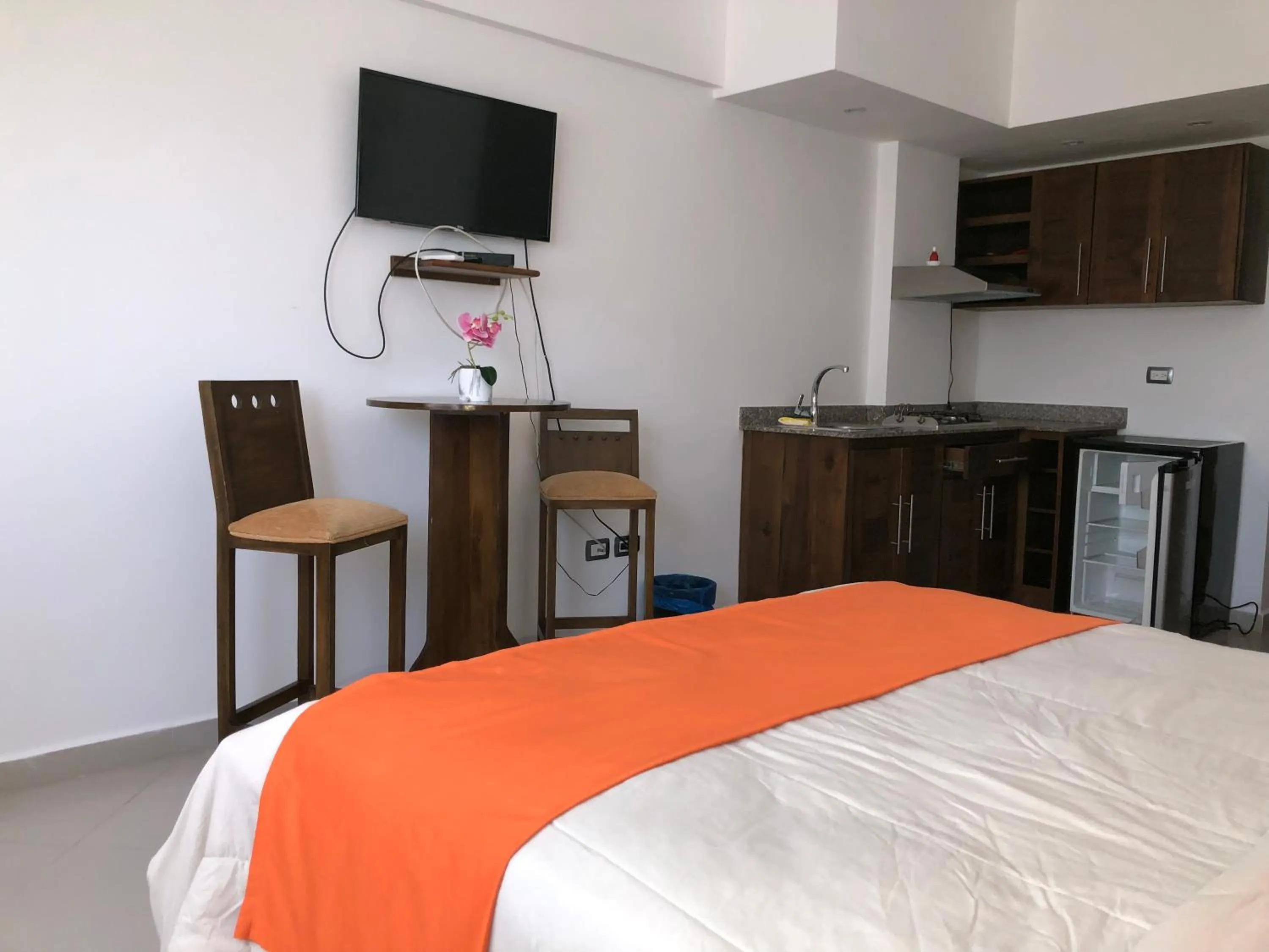 Bed in Figaro Hotel Samana