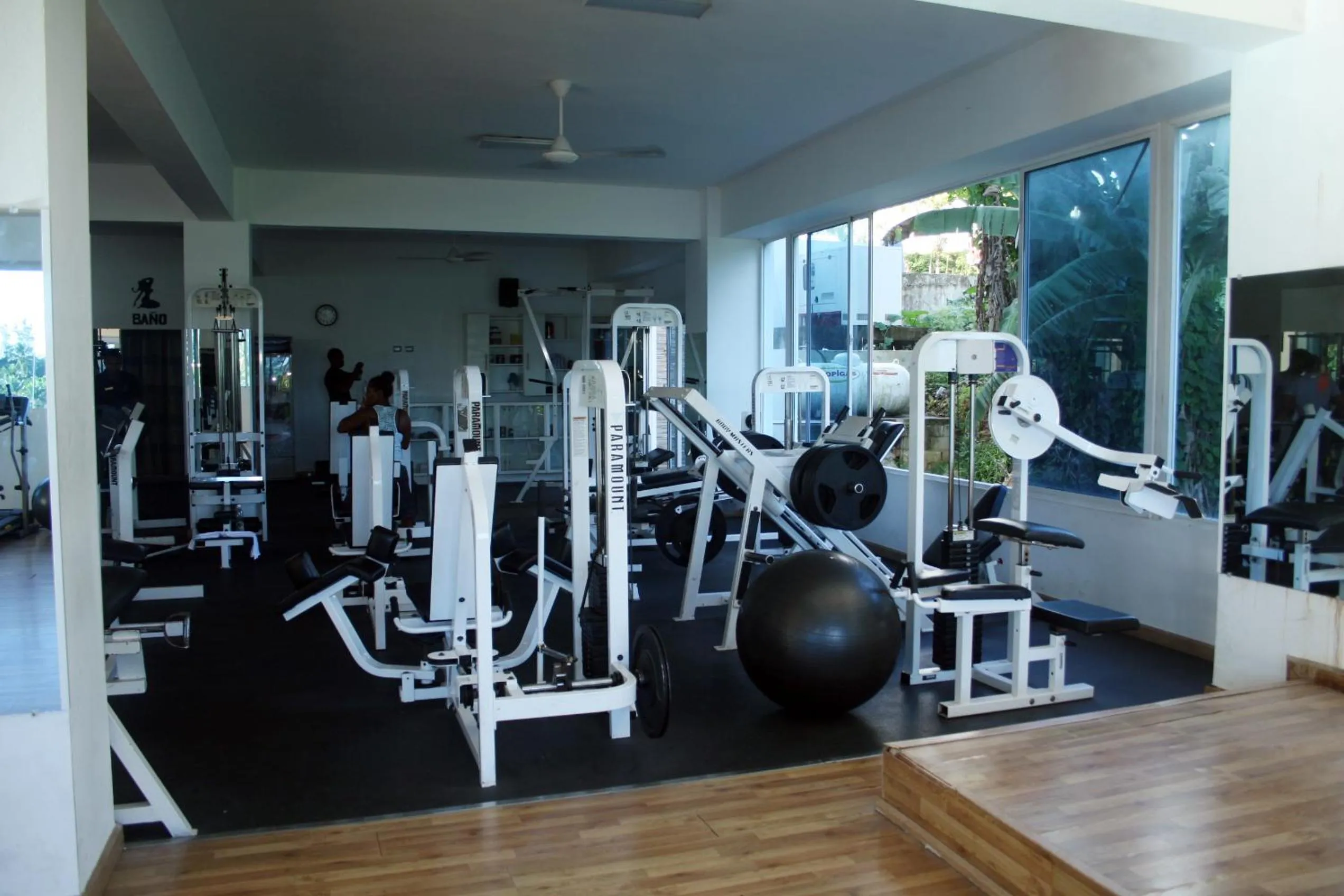 Fitness centre/facilities in Figaro Hotel Samana
