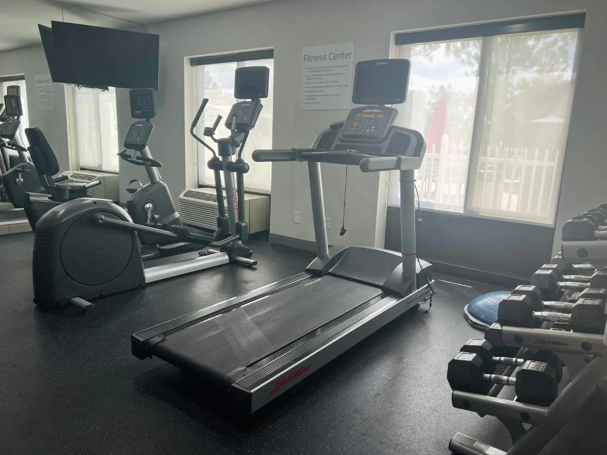 Fitness centre/facilities in Holiday Inn Express & Suites Sebring by IHG Fitness centre/facilities in Holiday Inn Express & Suites Sebring by IHG