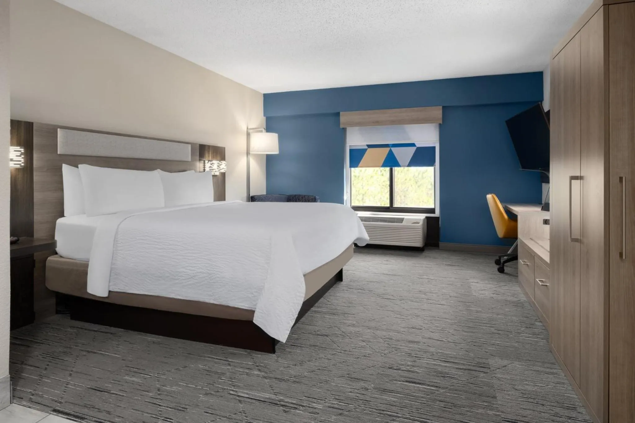 Photo of the whole room, Bed in Holiday Inn Express & Suites Sebring by IHG