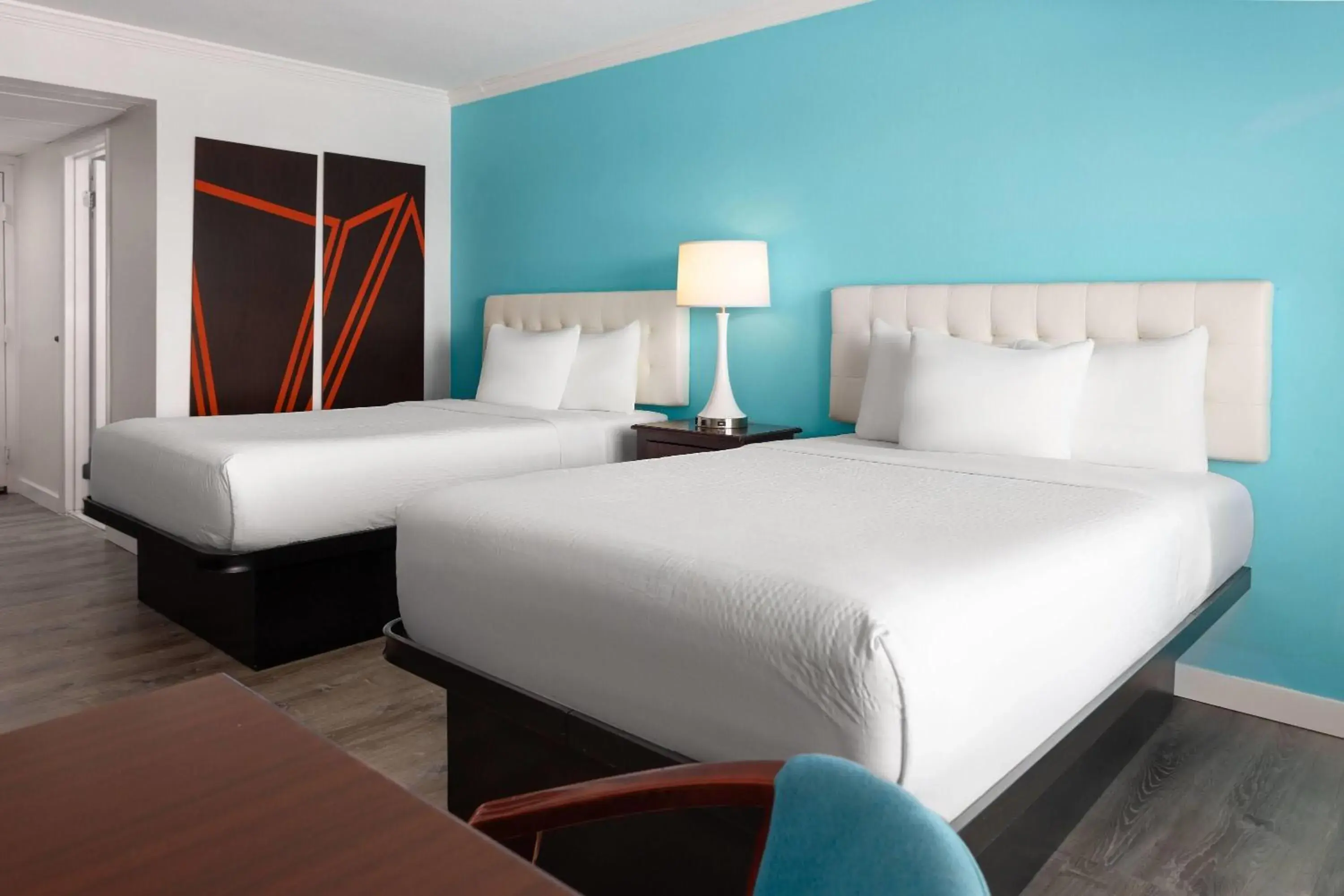 Photo of the whole room, Bed in Howard Johnson Plaza by Wyndham Ocean City Oceanfront Photo of the whole room, Bed in Howard Johnson Plaza by Wyndham Ocean City Oceanfront