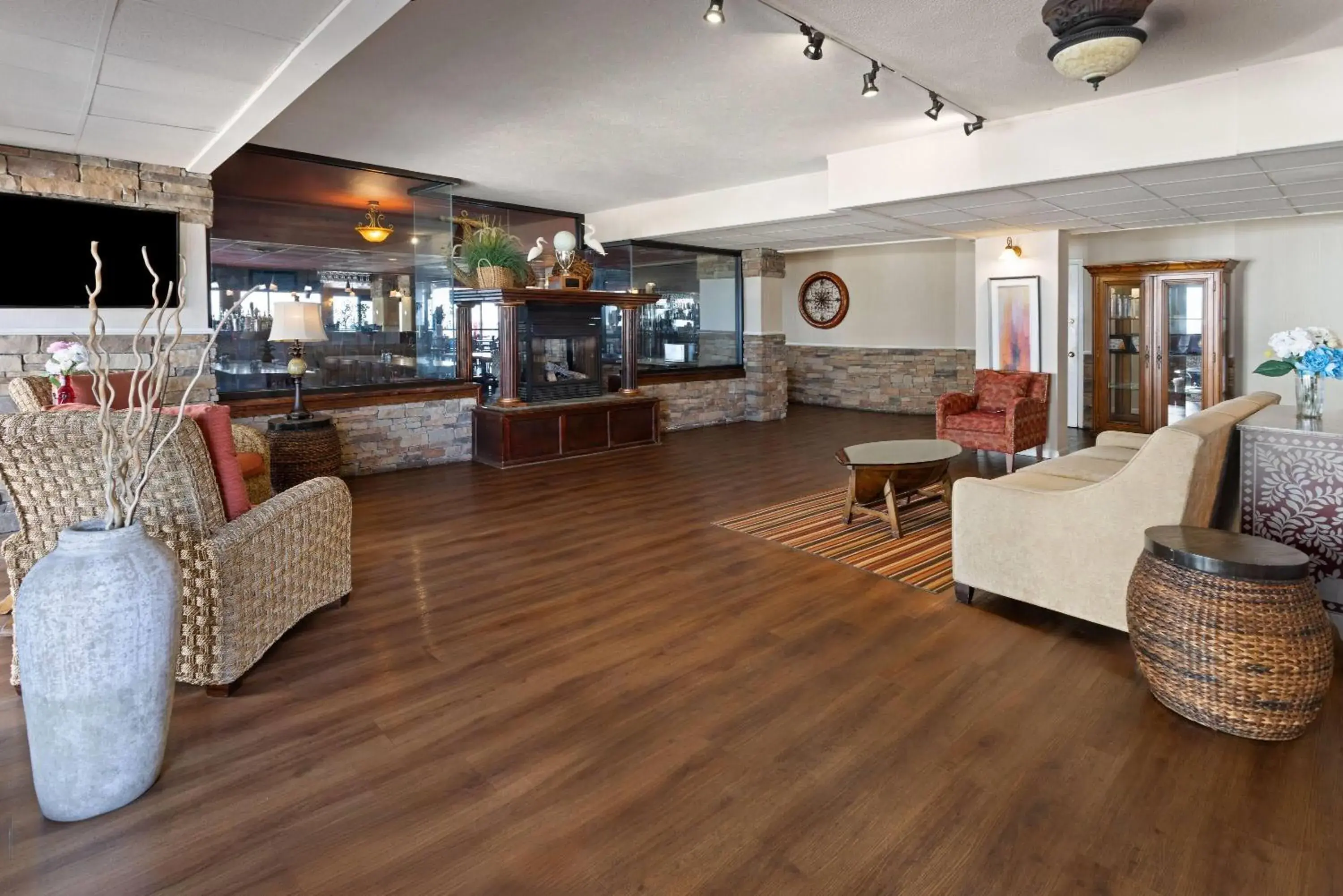 Lobby or reception in Howard Johnson Plaza by Wyndham Ocean City Oceanfront Lobby or reception in Howard Johnson Plaza by Wyndham Ocean City Oceanfront