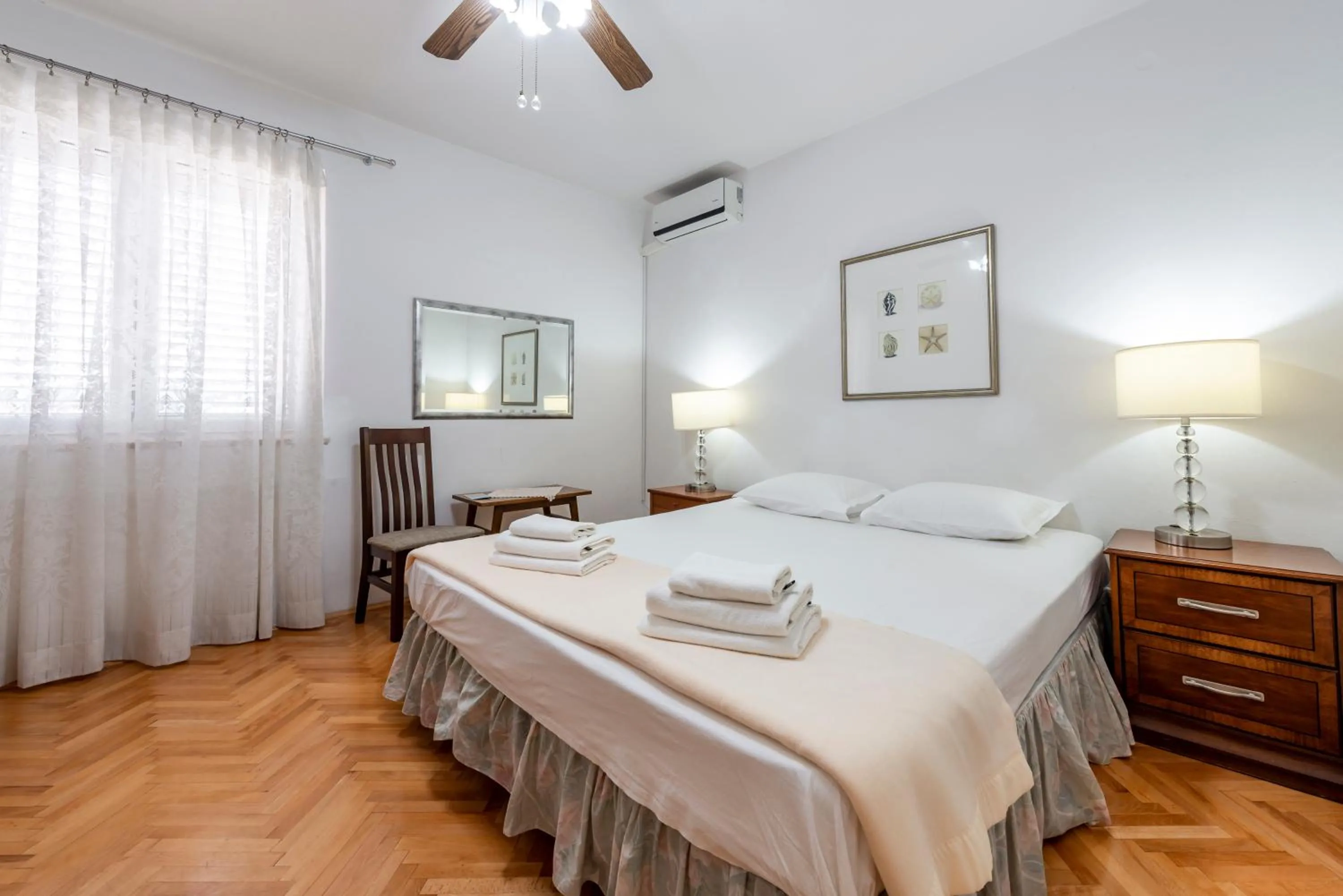 View Port Apartments