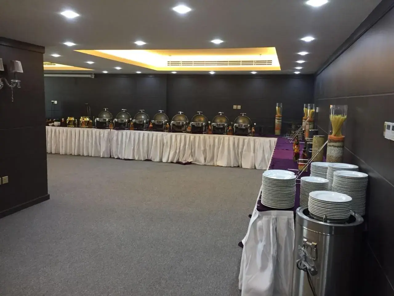 Food and drinks in Golden Bujari AlUlaya Hotel Food and drinks in Golden Bujari AlUlaya Hotel