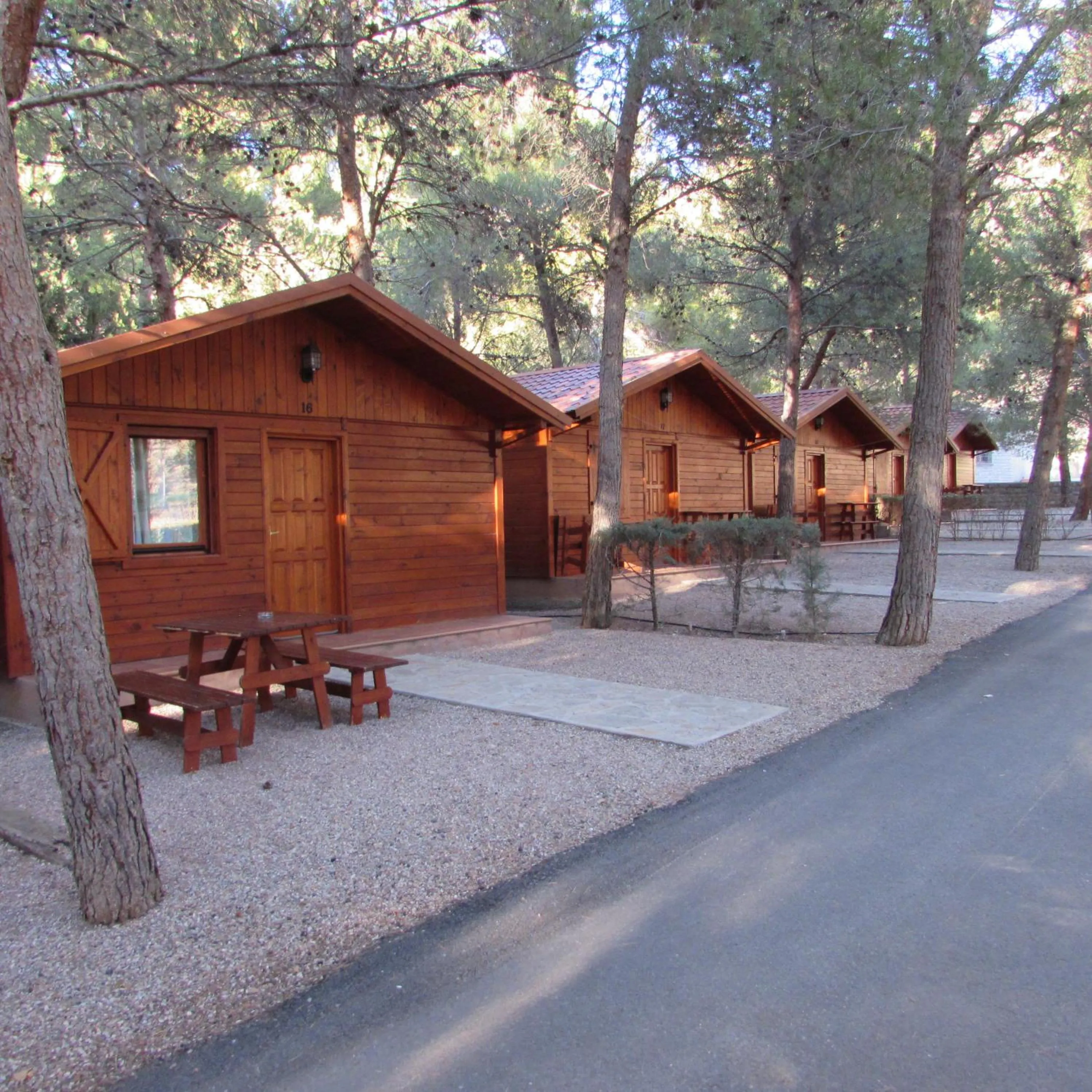 Two-Bedroom Bungalow in Camping-Bungalows Ciudad de Albarracín
