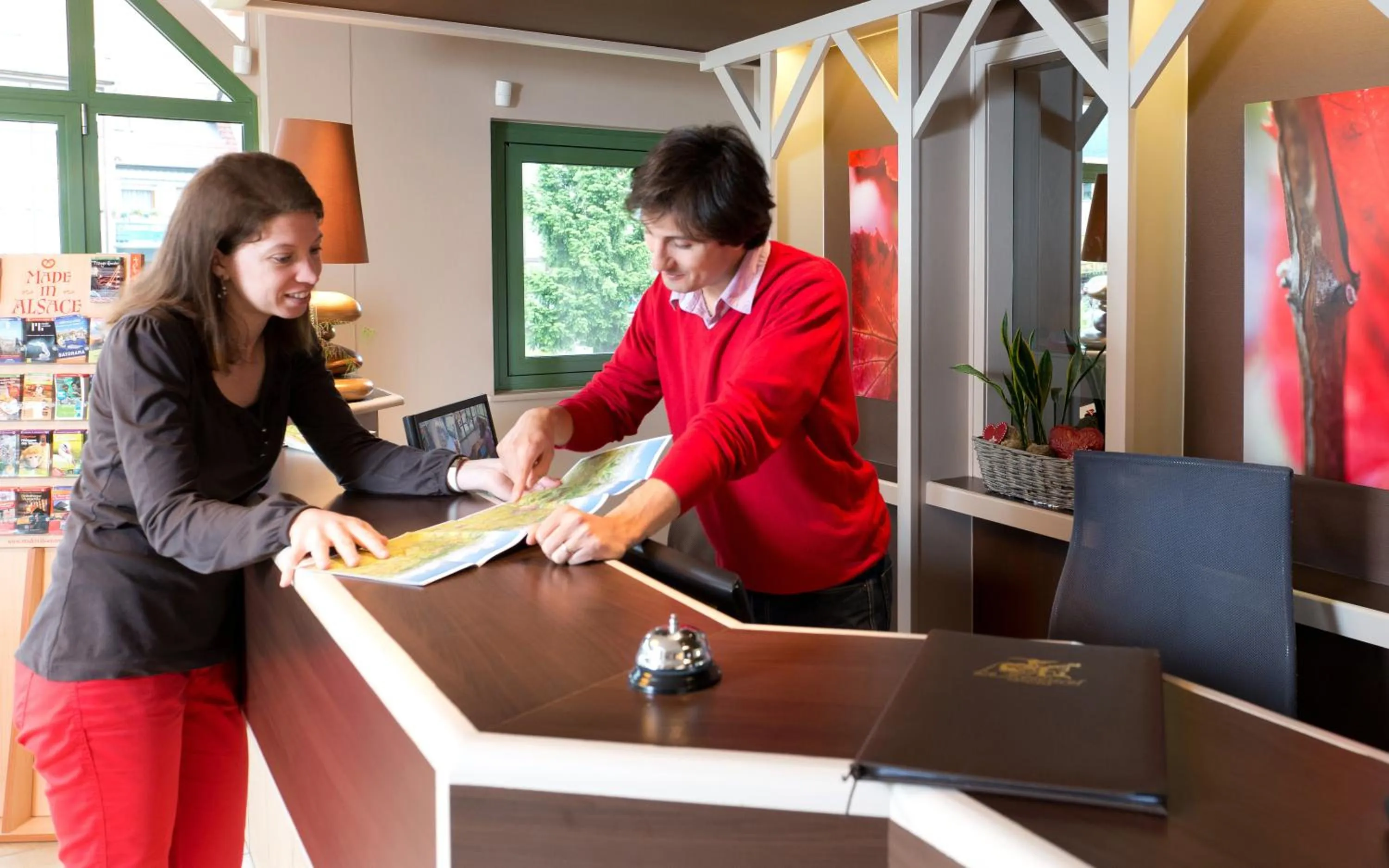 Lobby or reception in Hôtel Le Ménestrel