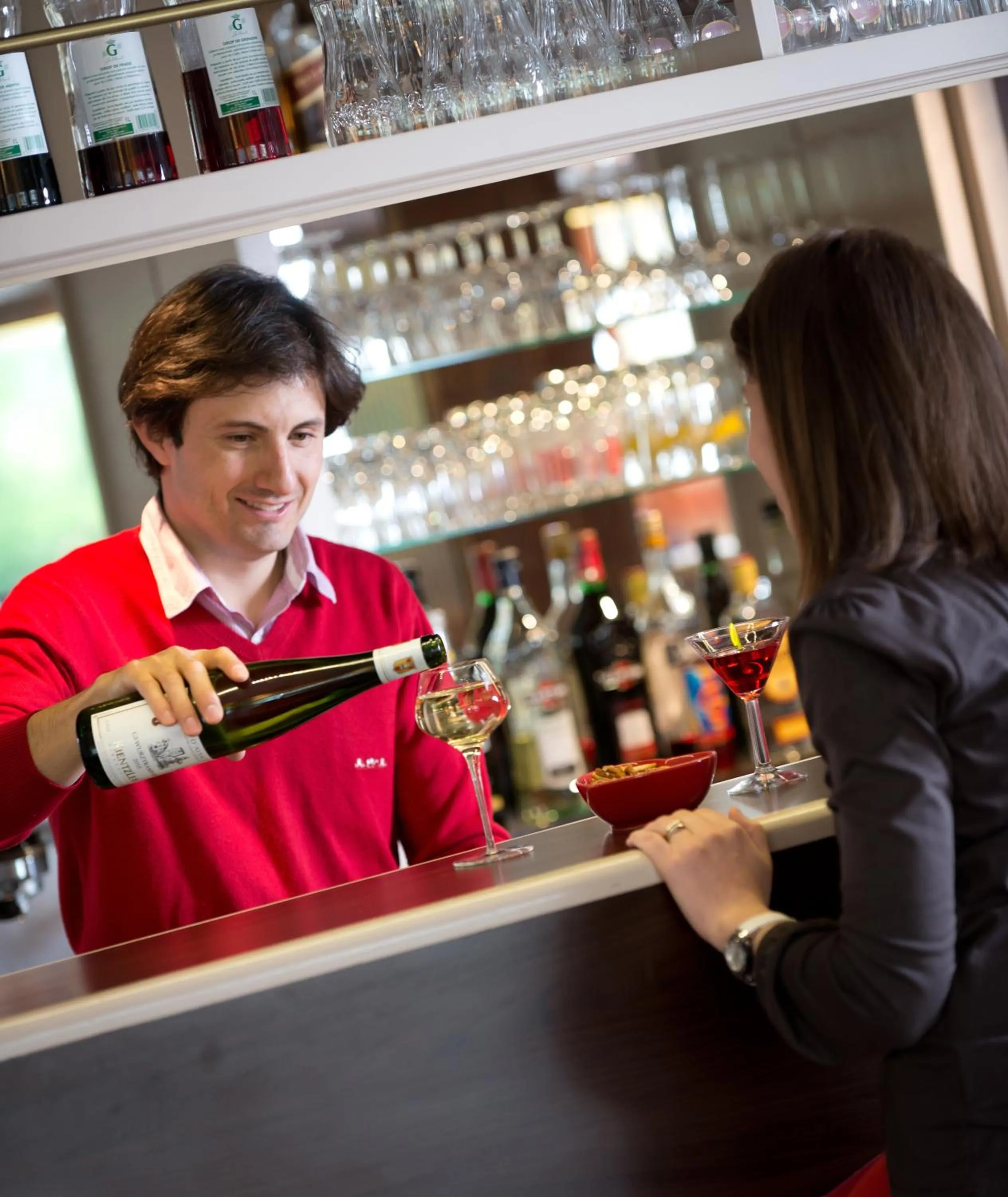 Lounge or bar in Hôtel Le Ménestrel