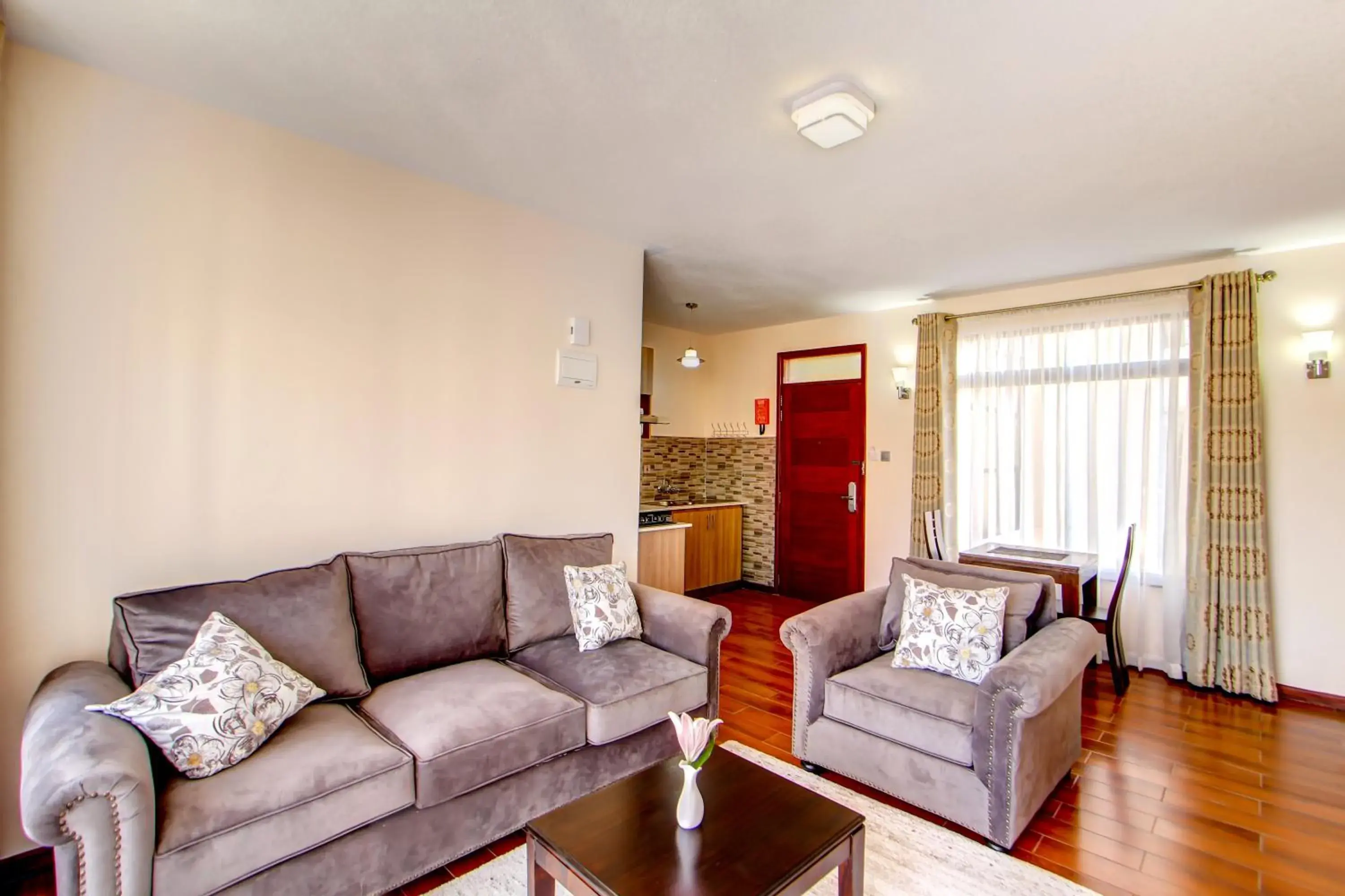 Lobby or reception in Highlands Suites Hotel Apartments Lobby or reception in Highlands Suites Hotel Apartments