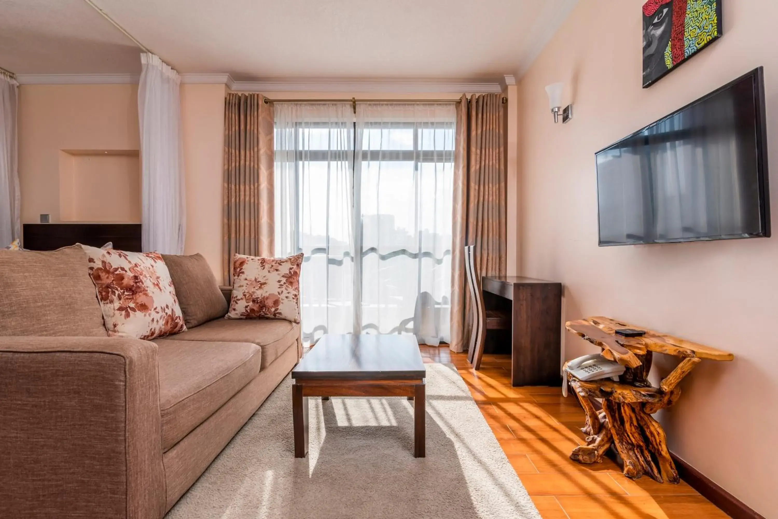 Living room in Highlands Suites Hotel Apartments Living room in Highlands Suites Hotel Apartments