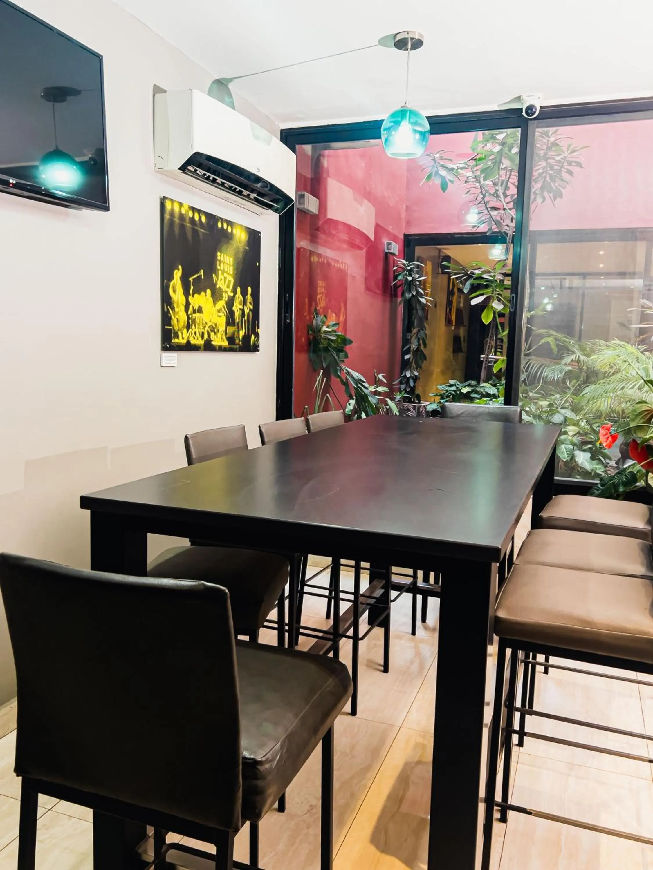 Restaurant/places to eat in Hotel VDN by Good Rade