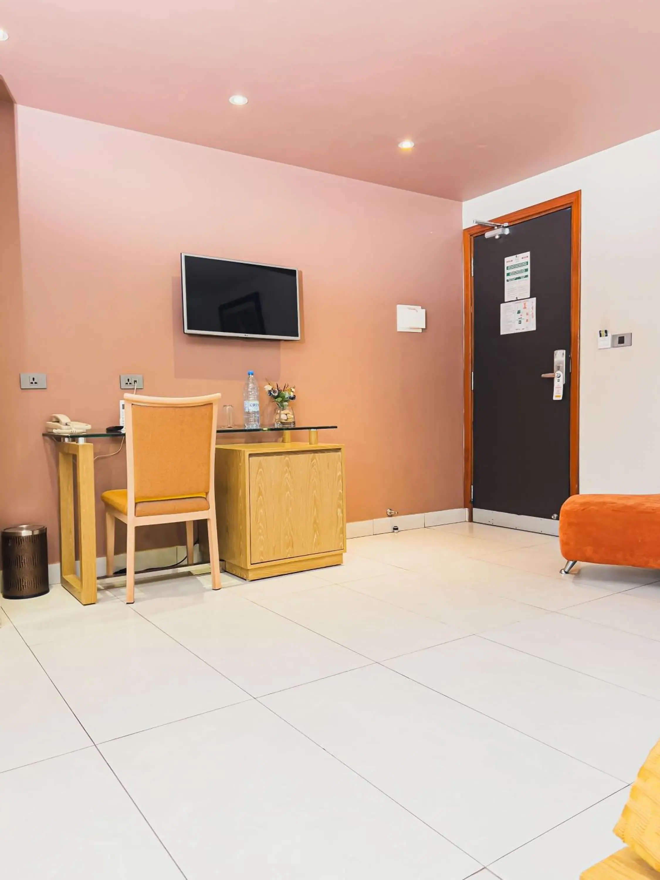 Superior King Room in Hotel VDN by Good Rade Superior King Room in Hotel VDN by Good Rade