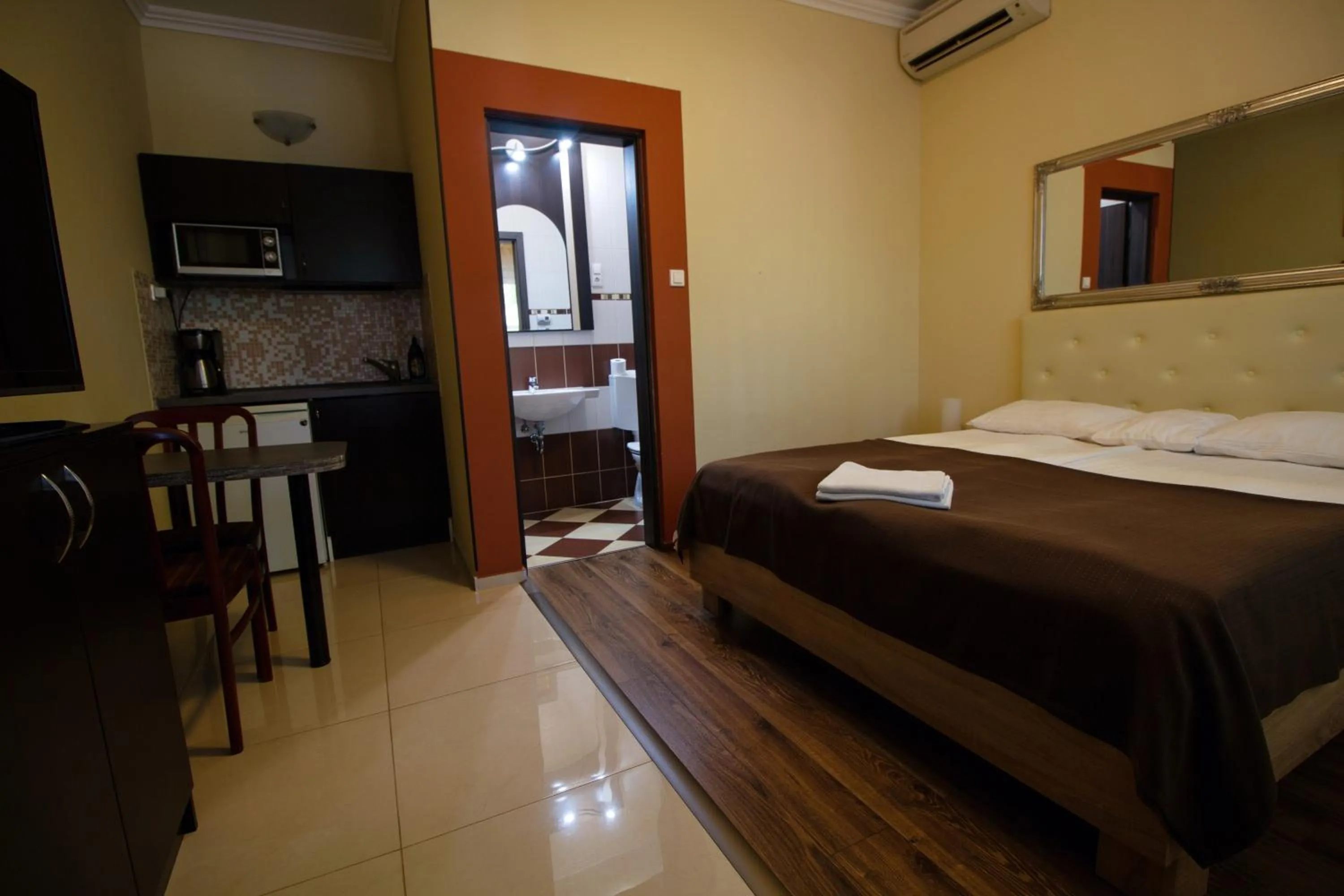 Bella Villa