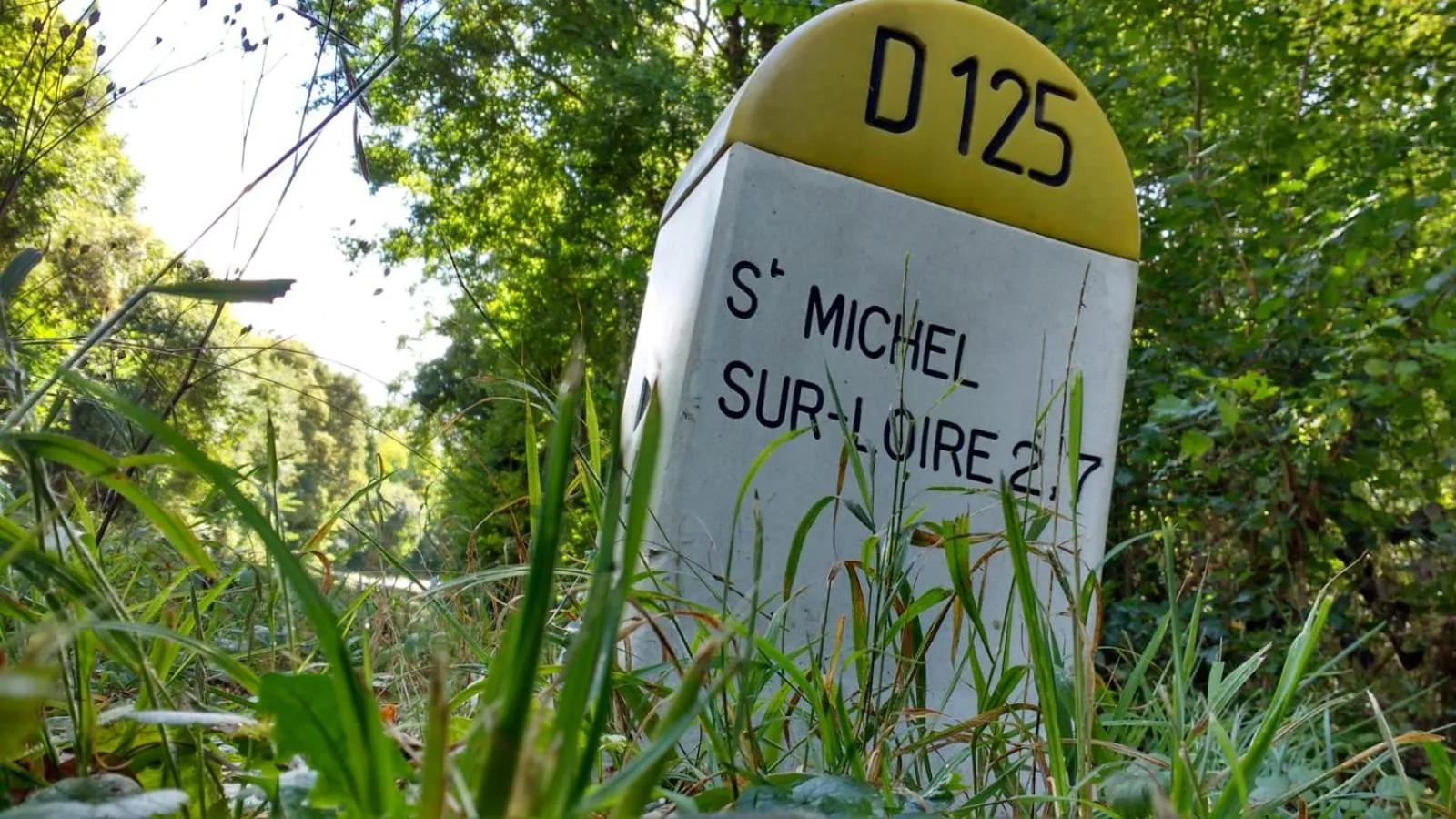 Street view in Manoir la Rumillette