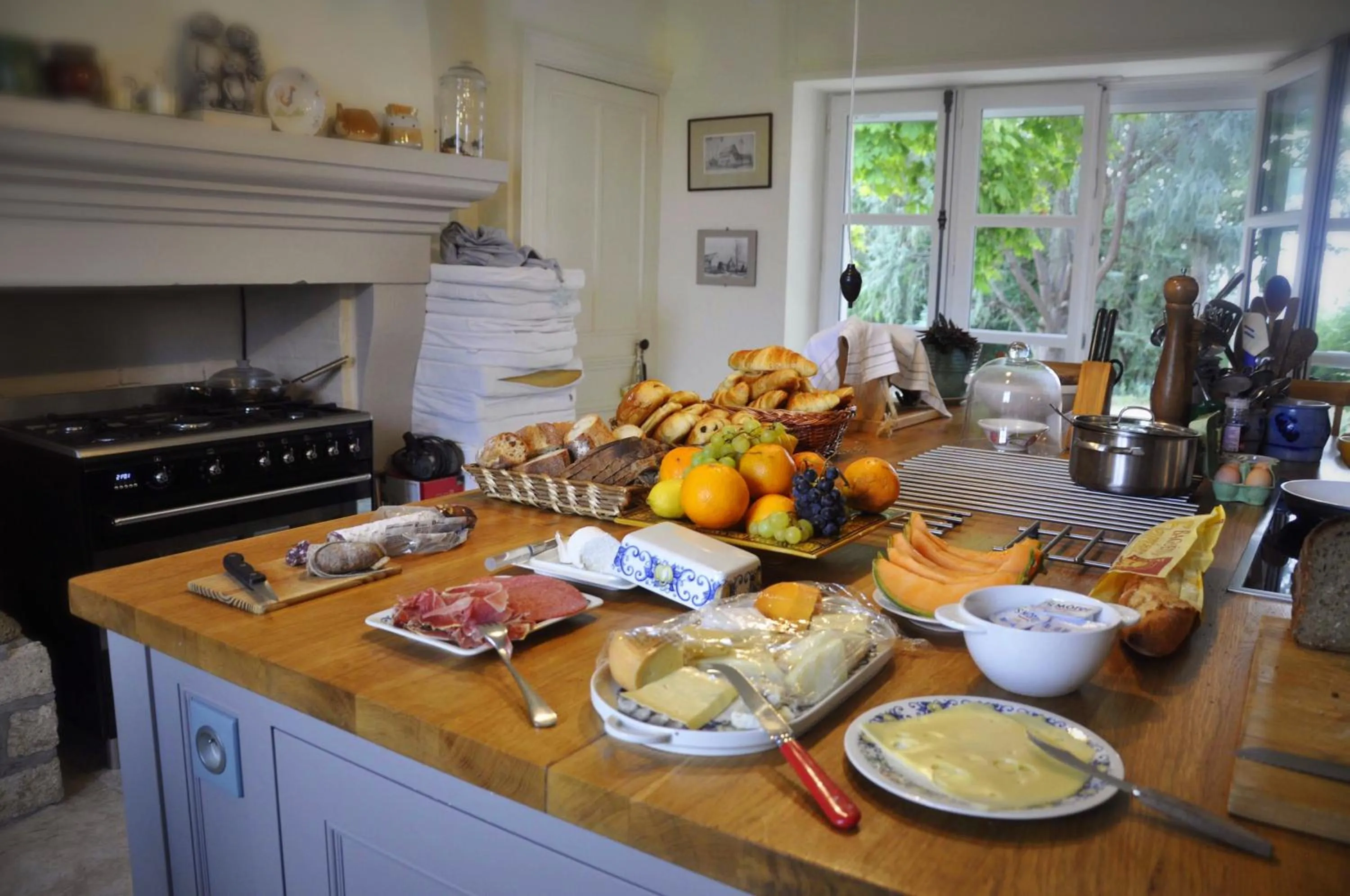 Breakfast in Manoir la Rumillette