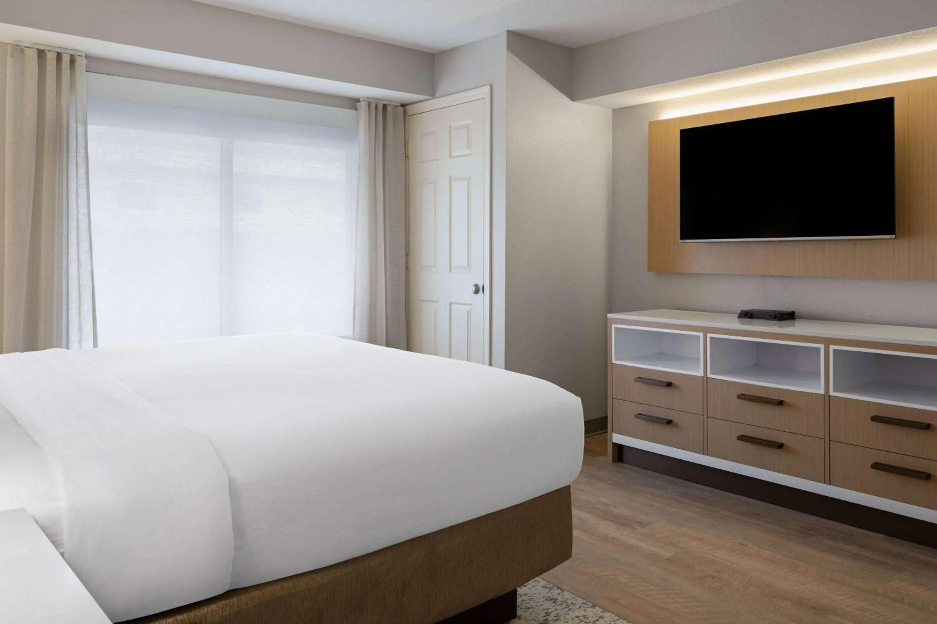 Photo of the whole room, Bed in Wyndham Garden Otsego-Minneapolis