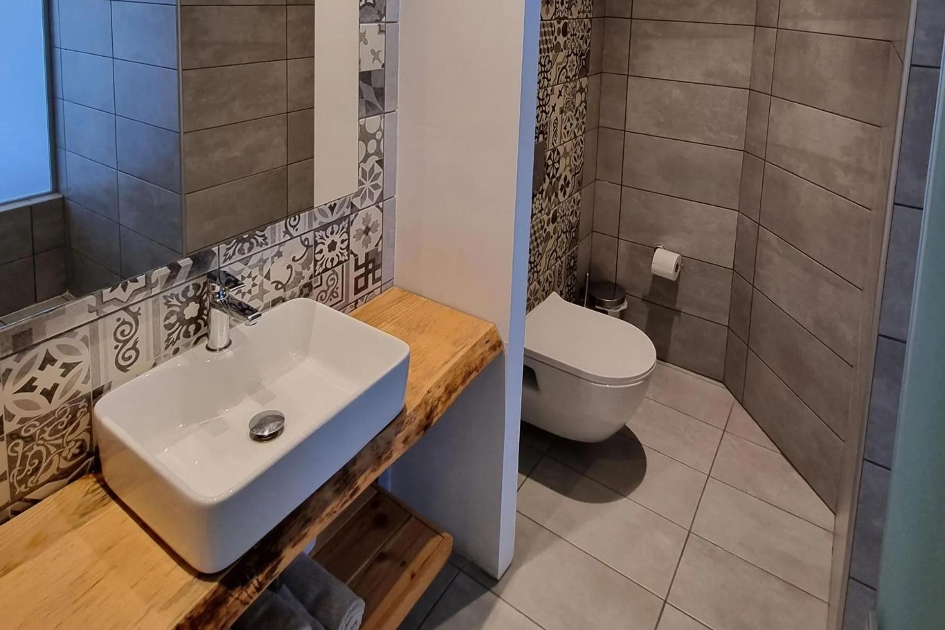 Shower in Meliti Hotel (Adults Only)