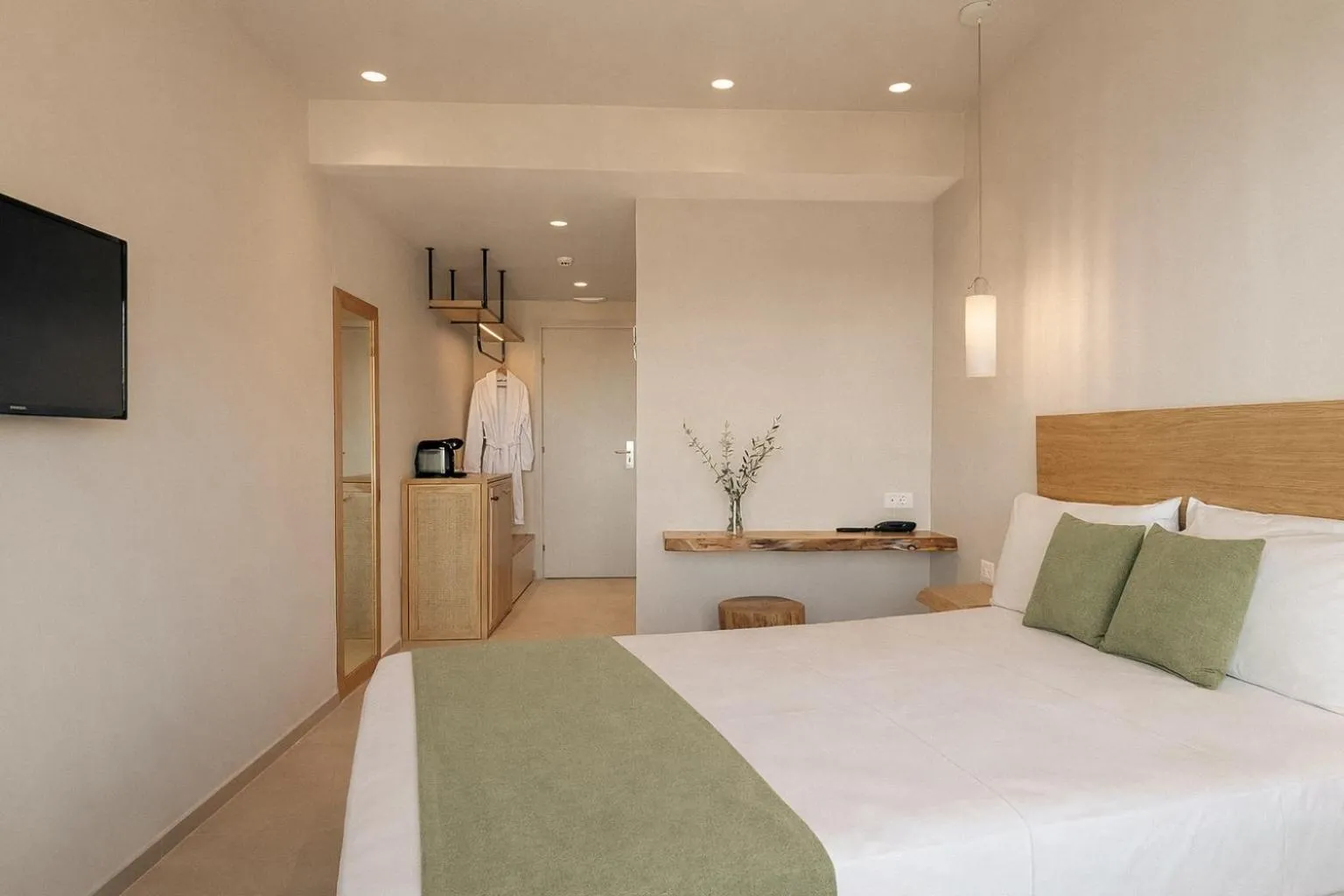 Bed in Zeus Eleva Miraya