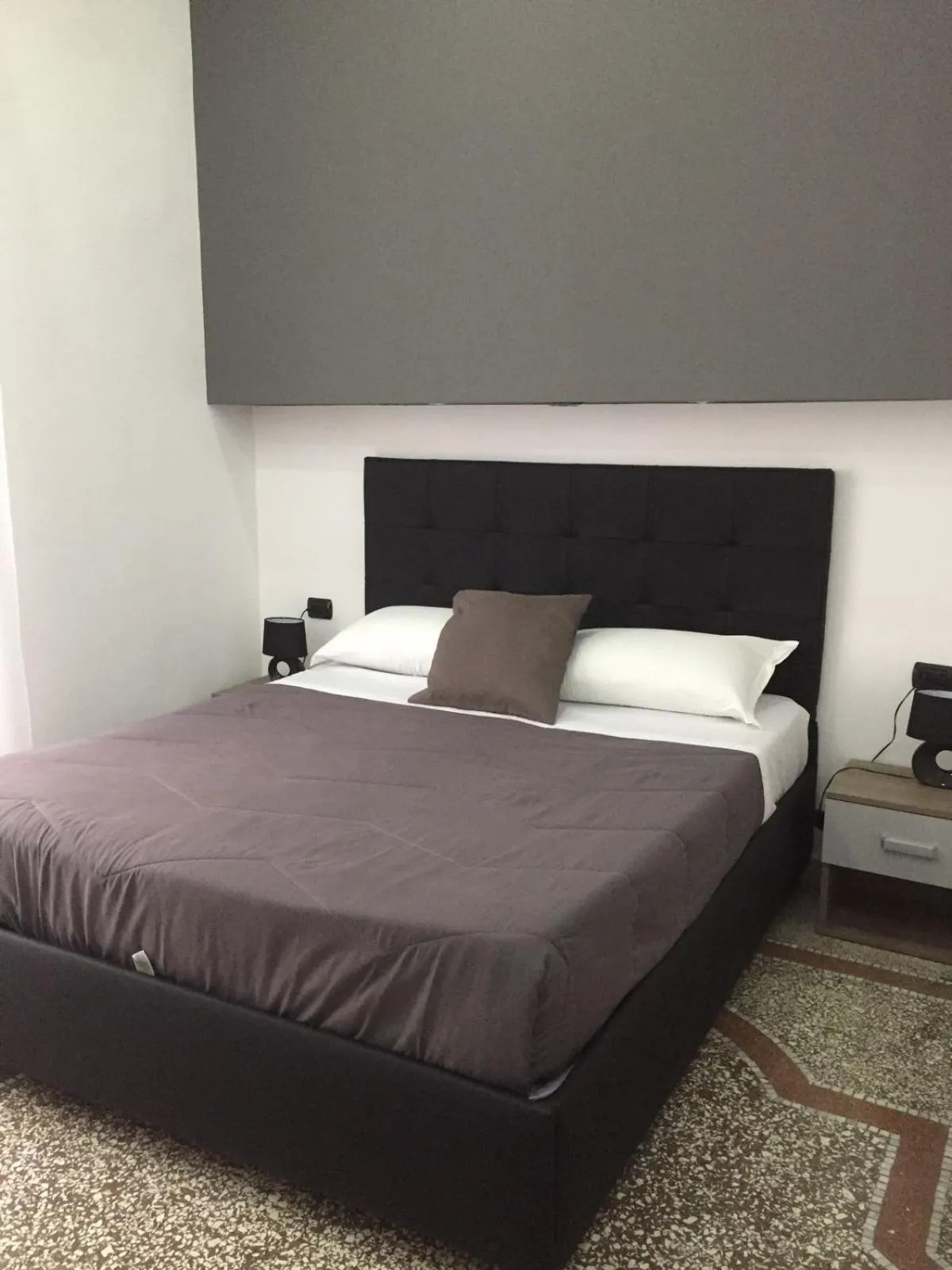 Bed in MB95 - Mezzocannone Luxurious Bed&Breakfast