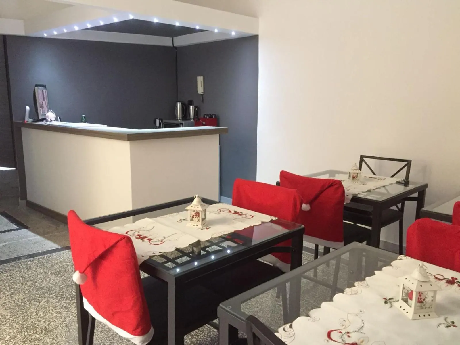 MB95 - Mezzocannone Luxurious Bed&Breakfast