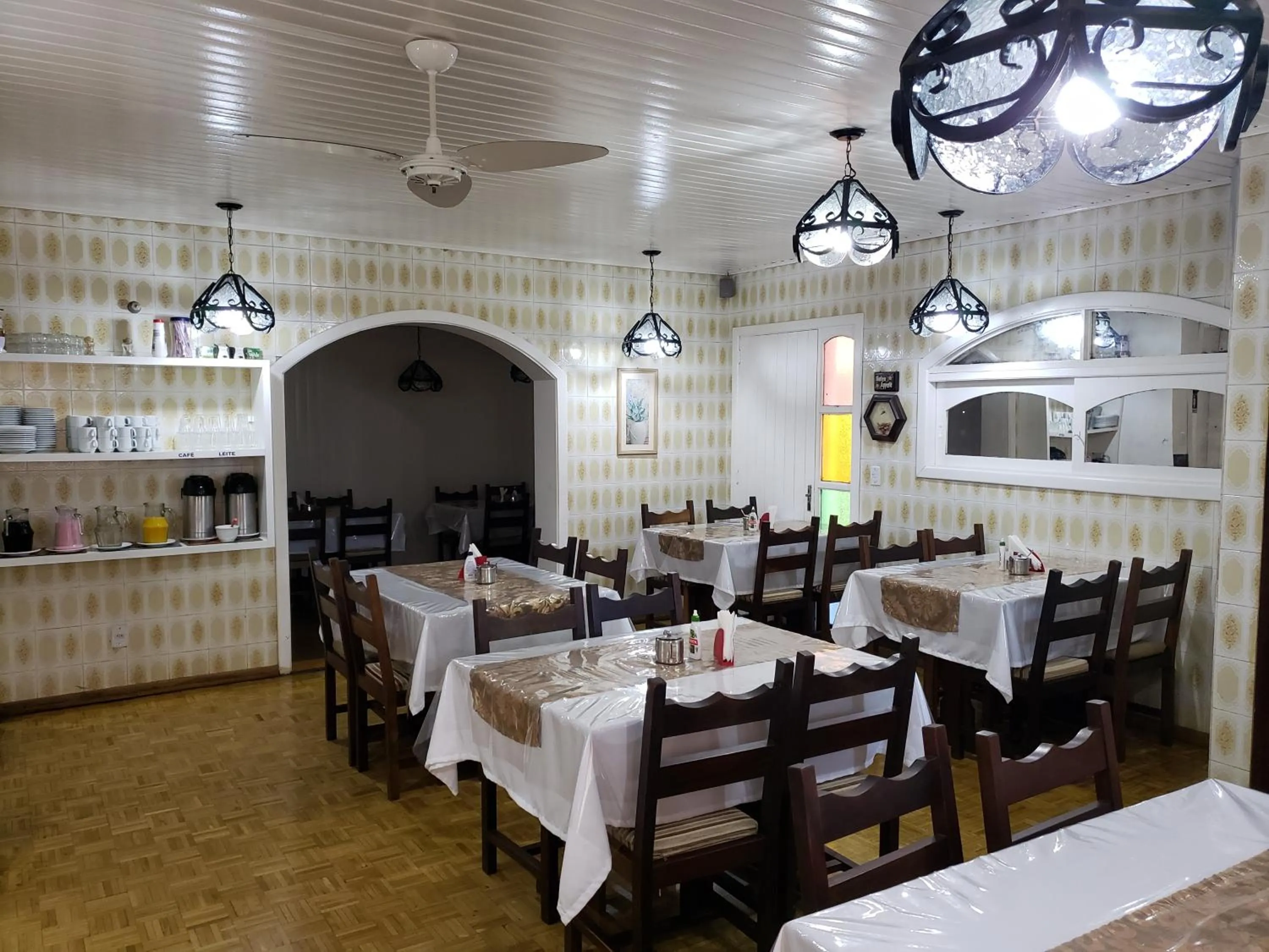 Restaurant/places to eat in Hotel Pousada das Flores