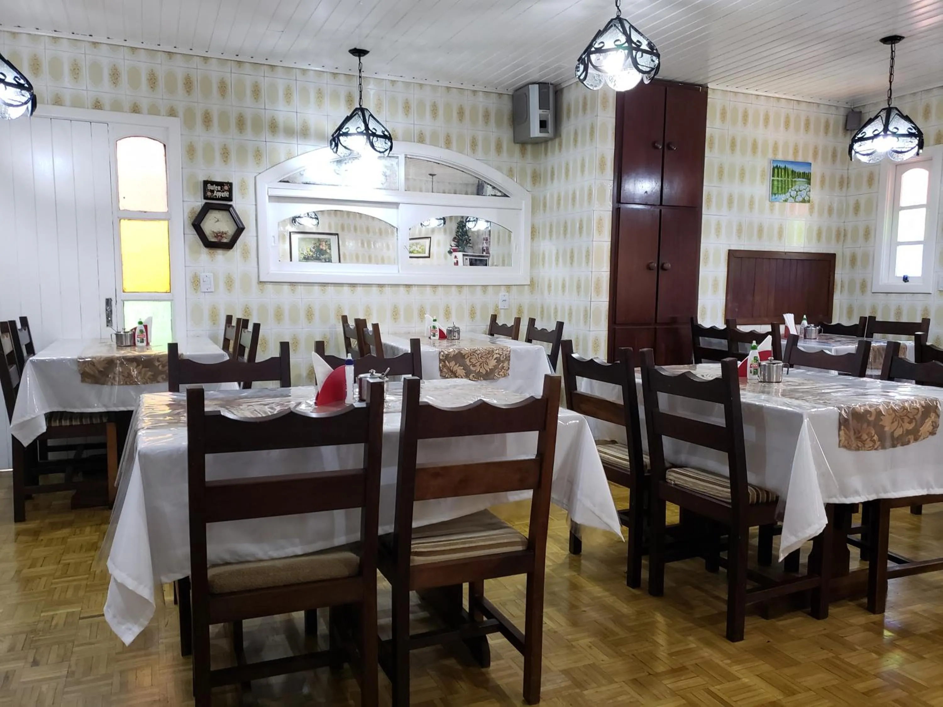 Restaurant/places to eat in Hotel Pousada das Flores