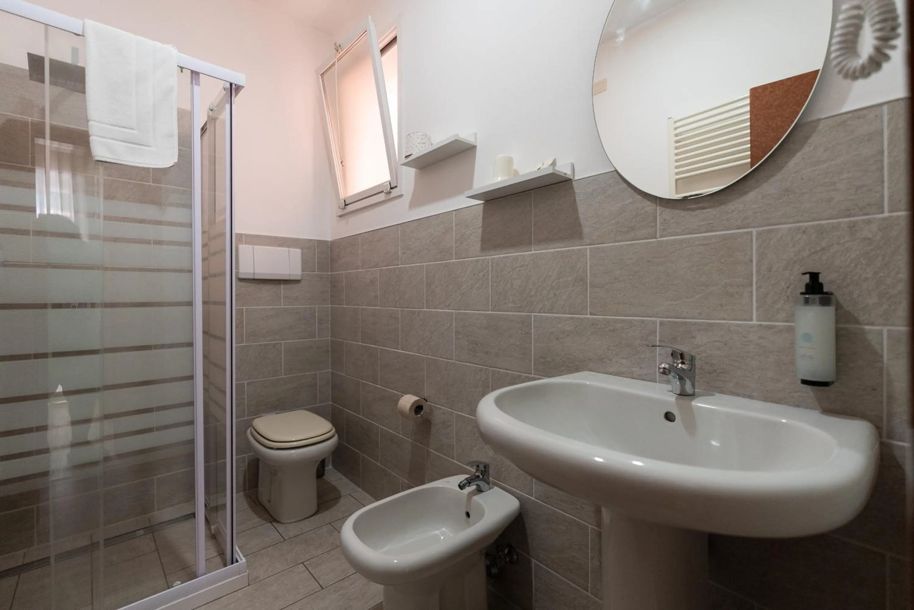 Shower in Residence Rosa