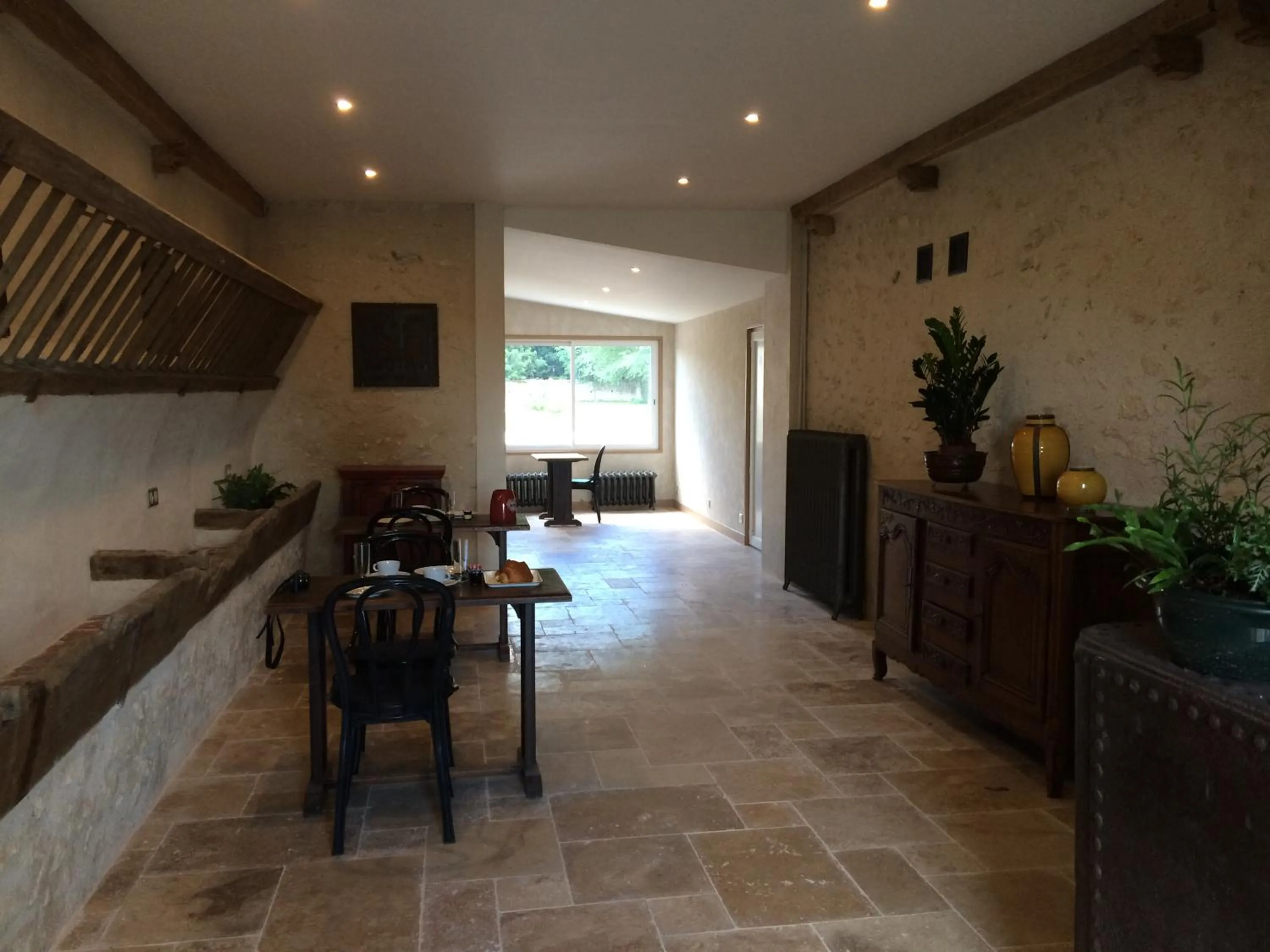 Dining area in Demeure des Pothières