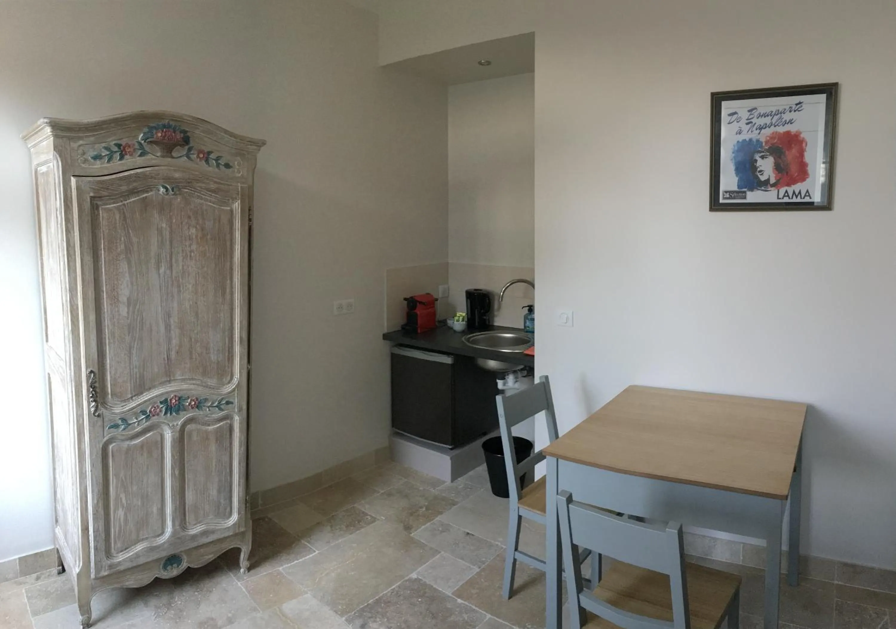 Dining area in Demeure des Pothières