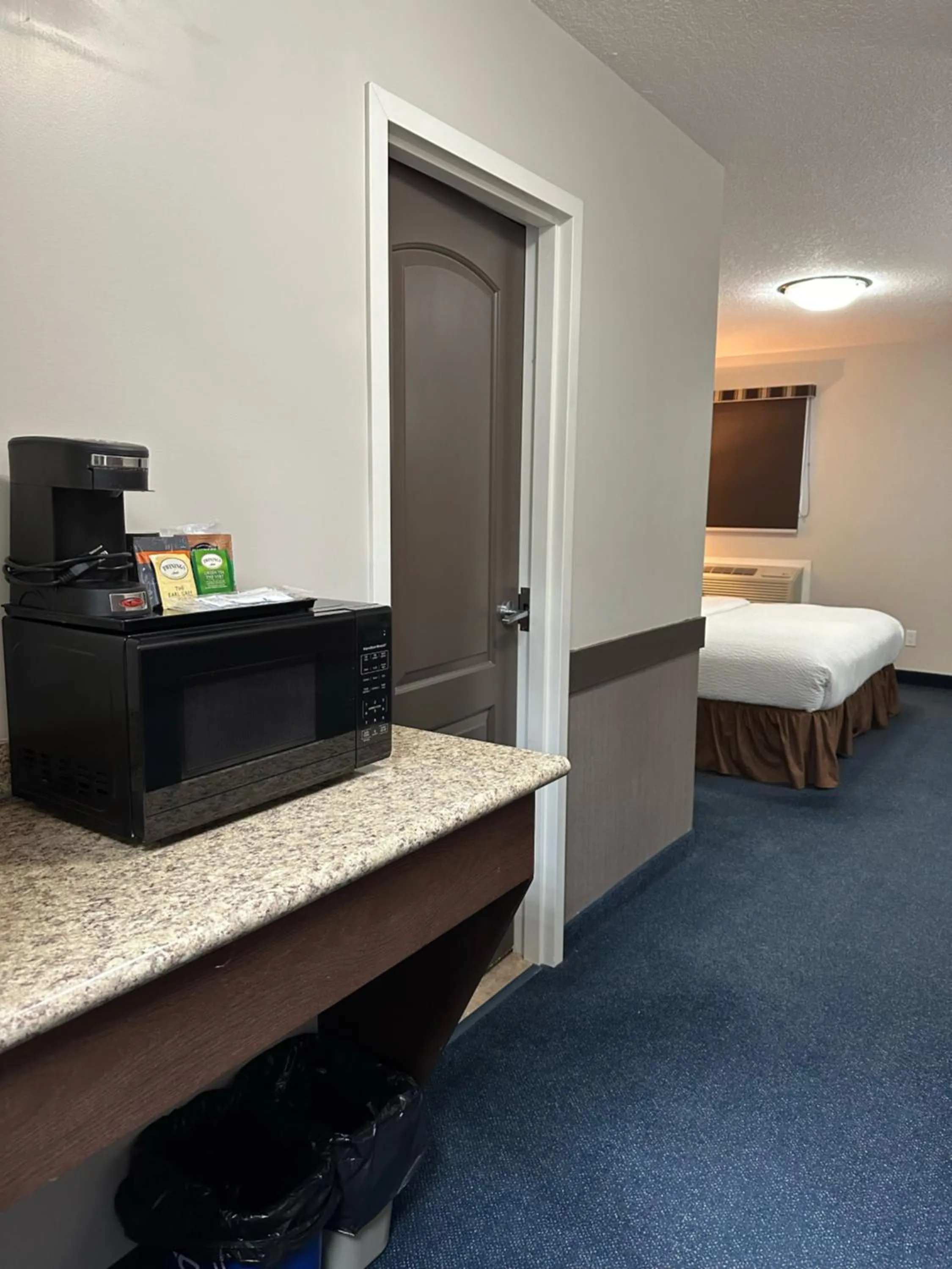 Bed in Travelodge by Wyndham Wetaskiwin
