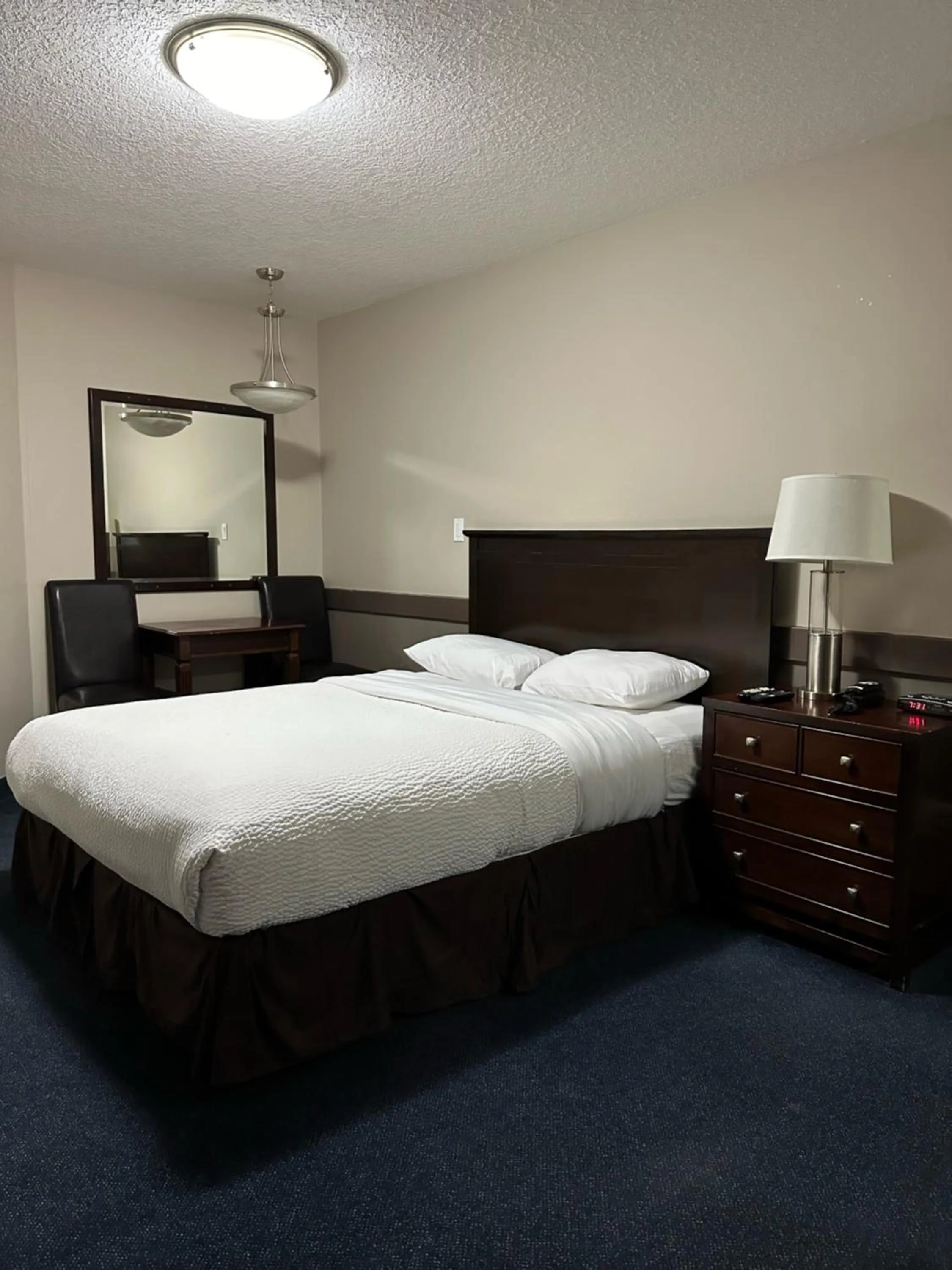 Bed in Travelodge by Wyndham Wetaskiwin