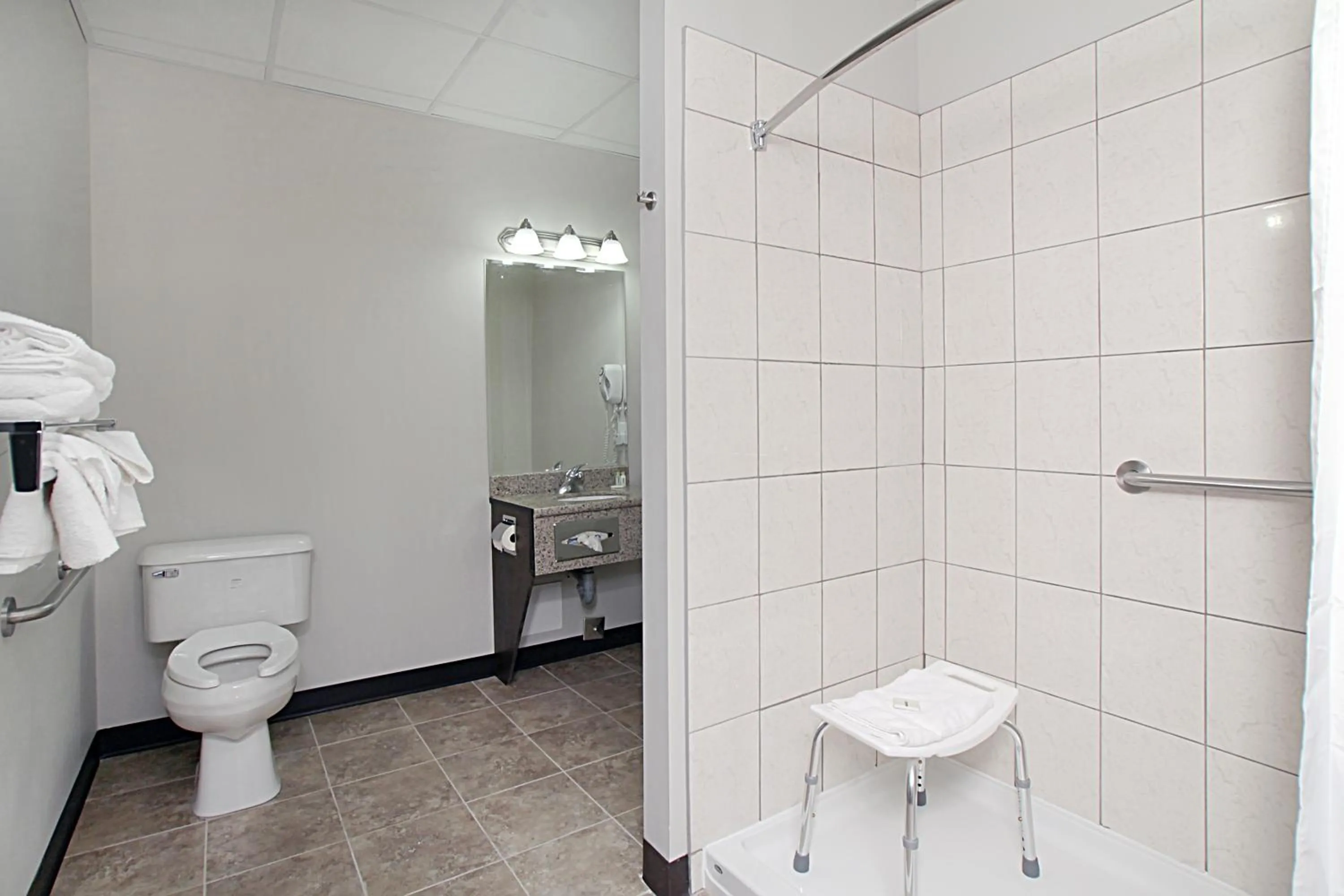 Bathroom in Travelodge by Wyndham Wetaskiwin