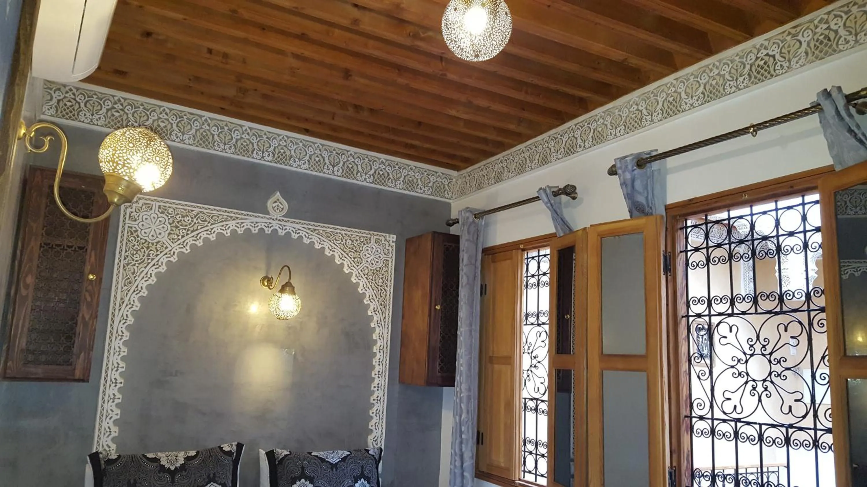 Staff in Dar Nour Fes