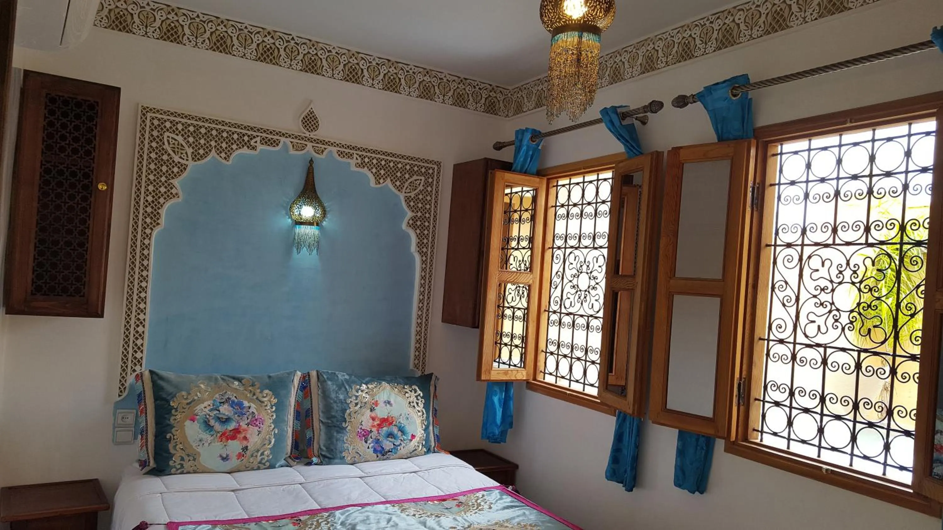 Staff in Dar Nour Fes