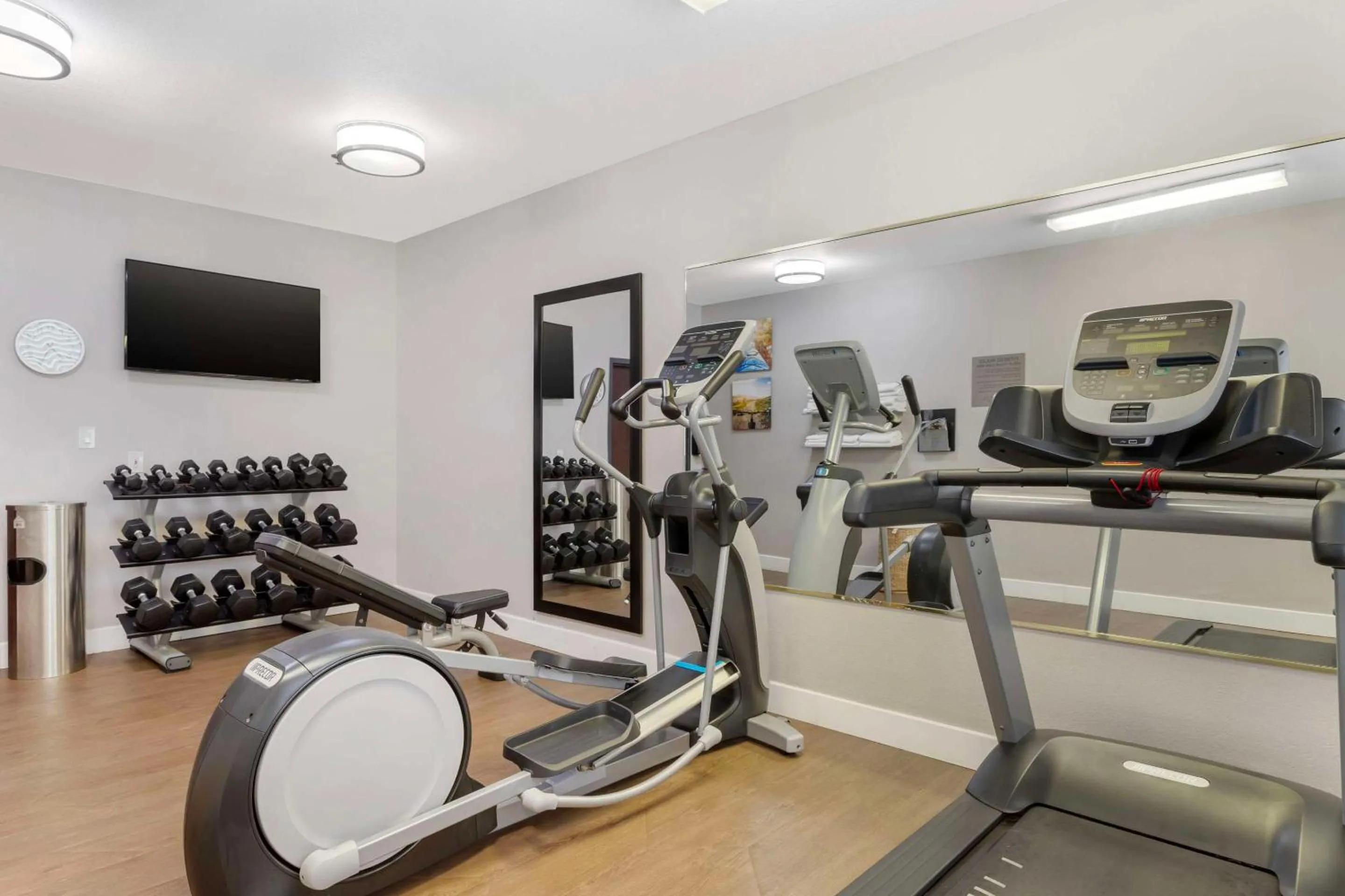 Fitness centre/facilities in Comfort Suites Shenandoah-The Woodlands