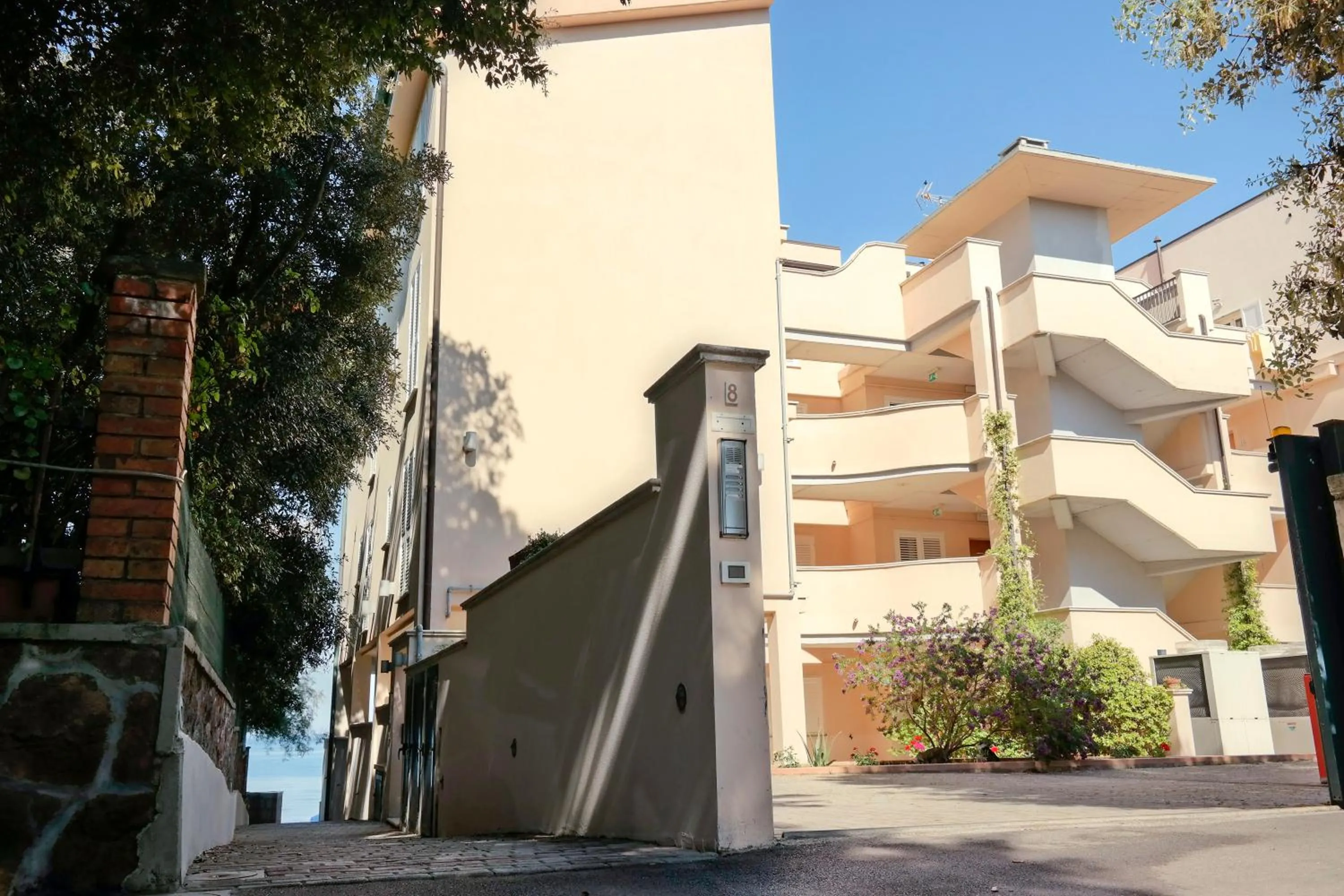 Property building in Residence Villa Lo Scoglietto