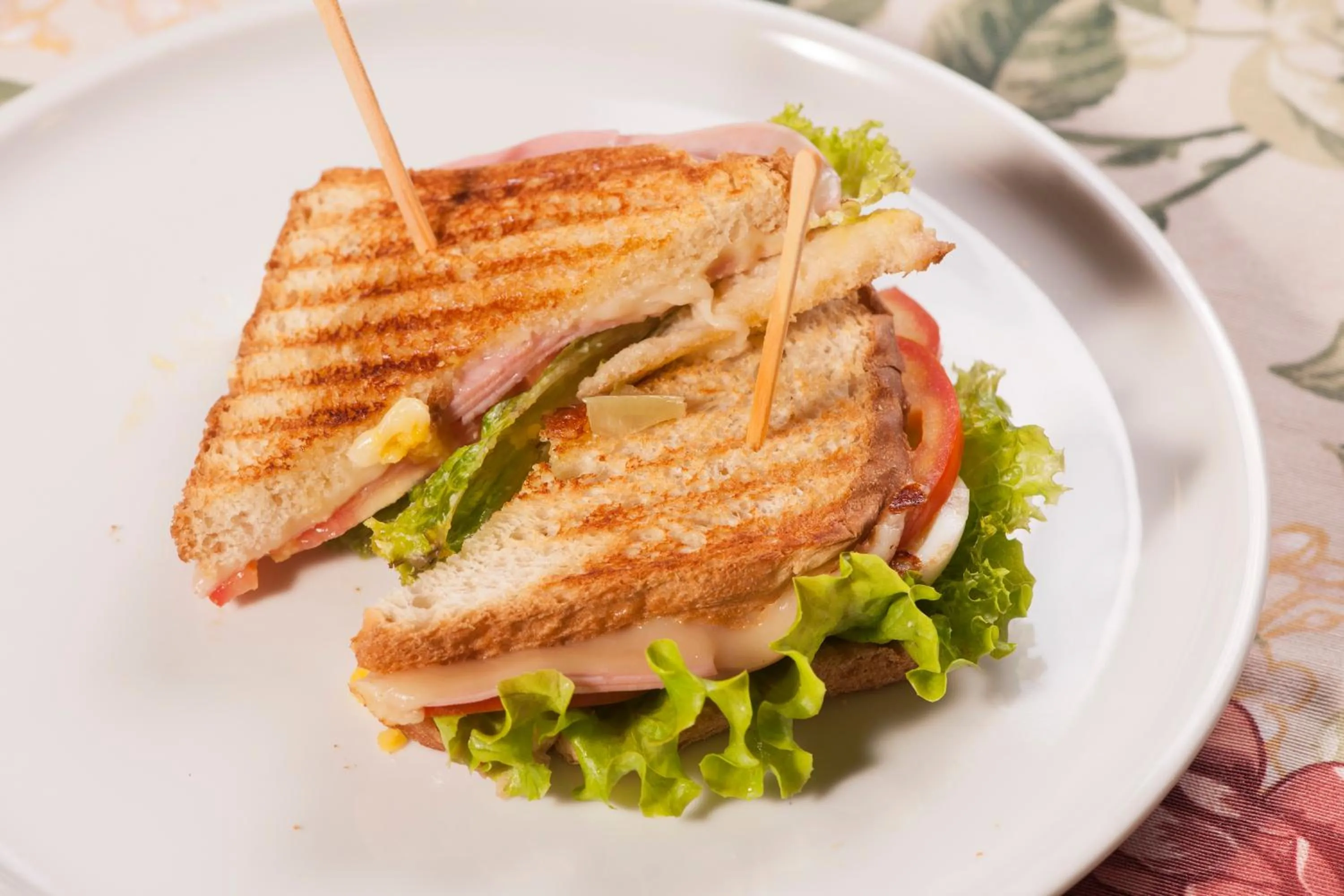 room service in Hotel Canto Verde