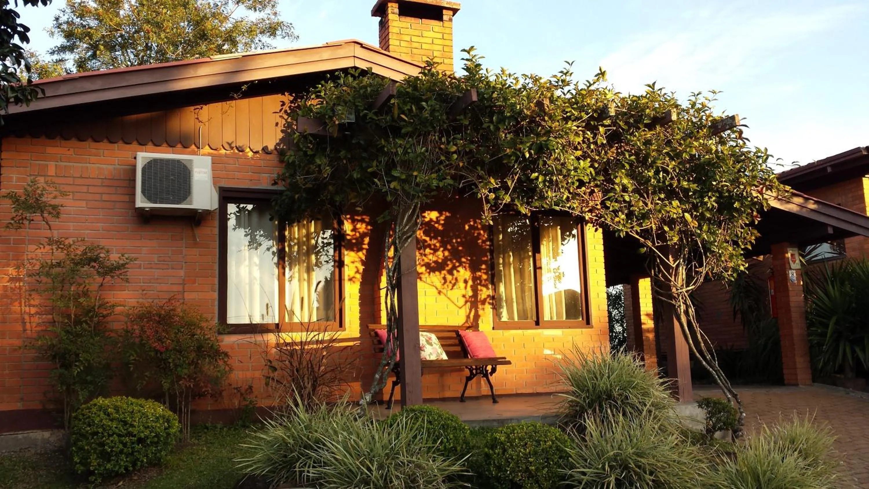 Property building in Hotel Canto Verde