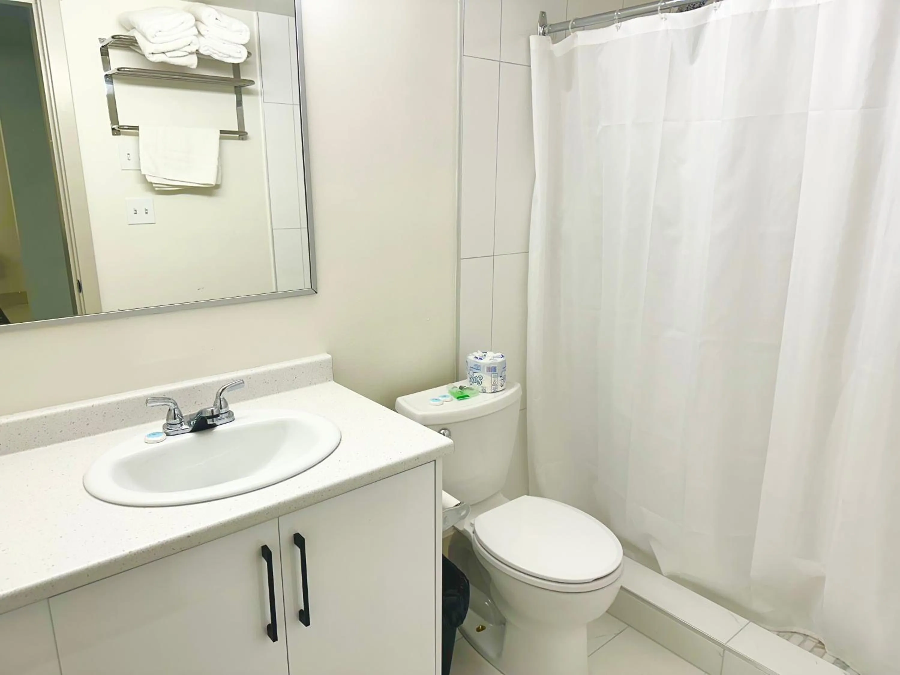 Bathroom in Canadian Inn